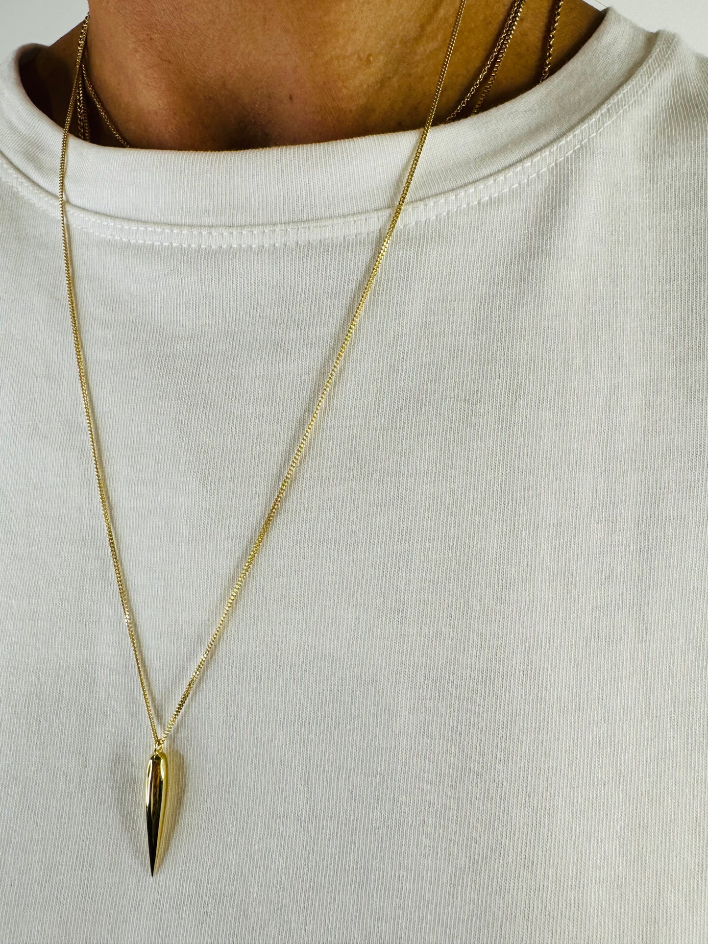 Brooks Pendant Necklace