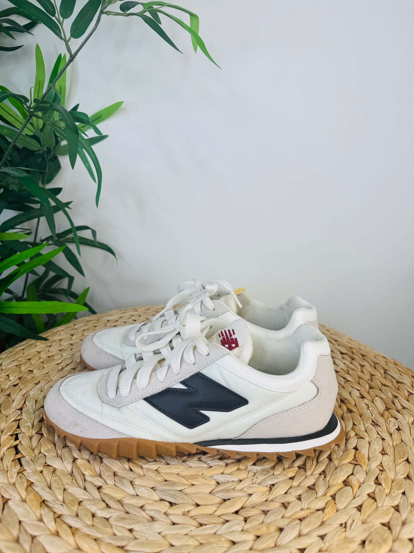 RC30 Trainers - Size 39.5