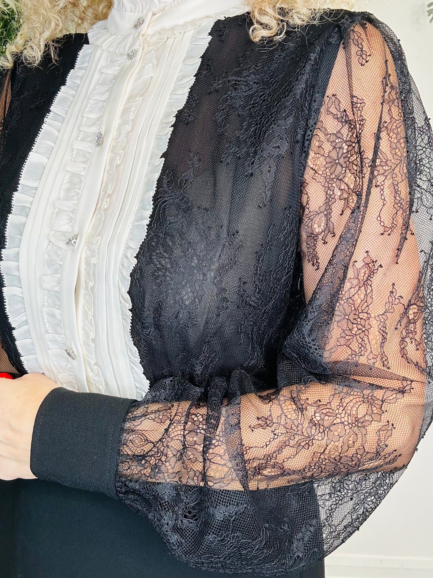 Lace Detail Short Dress - Size 12