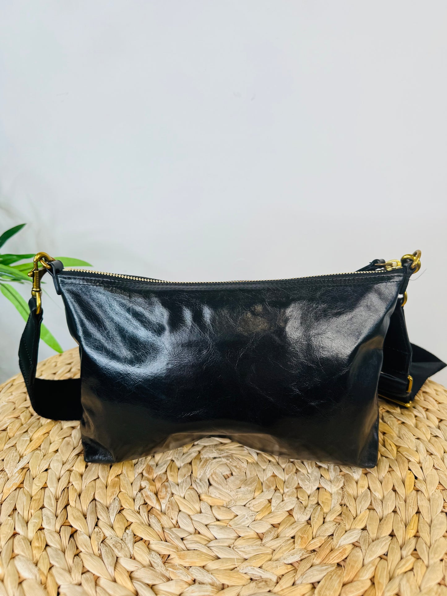 Nessah Crossbody Bag