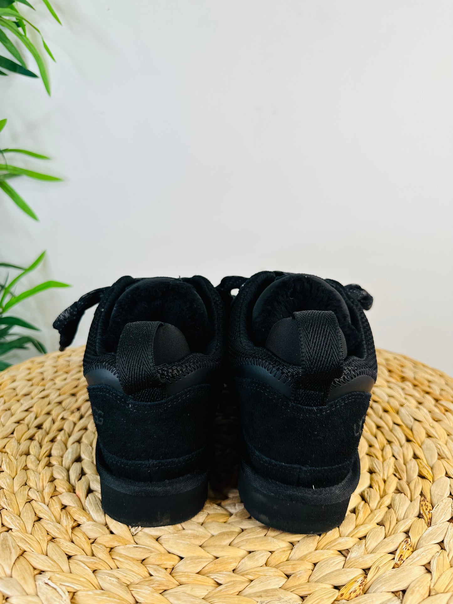 Lowmel Trainers - Size 40