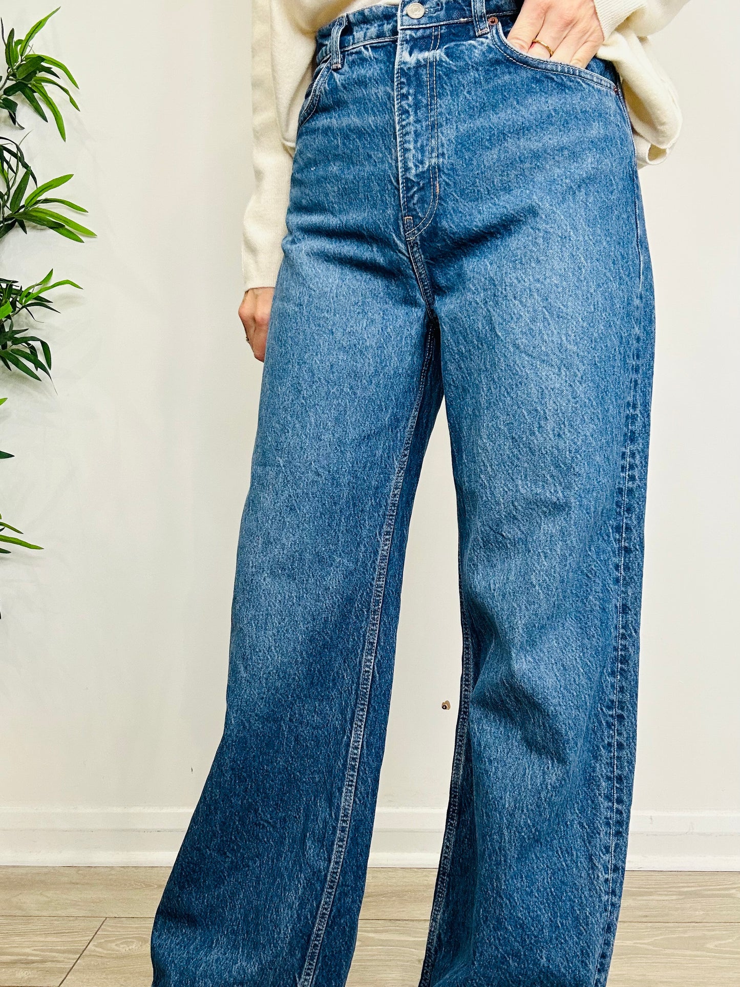 Cary Wide Leg Jeans - Size 29