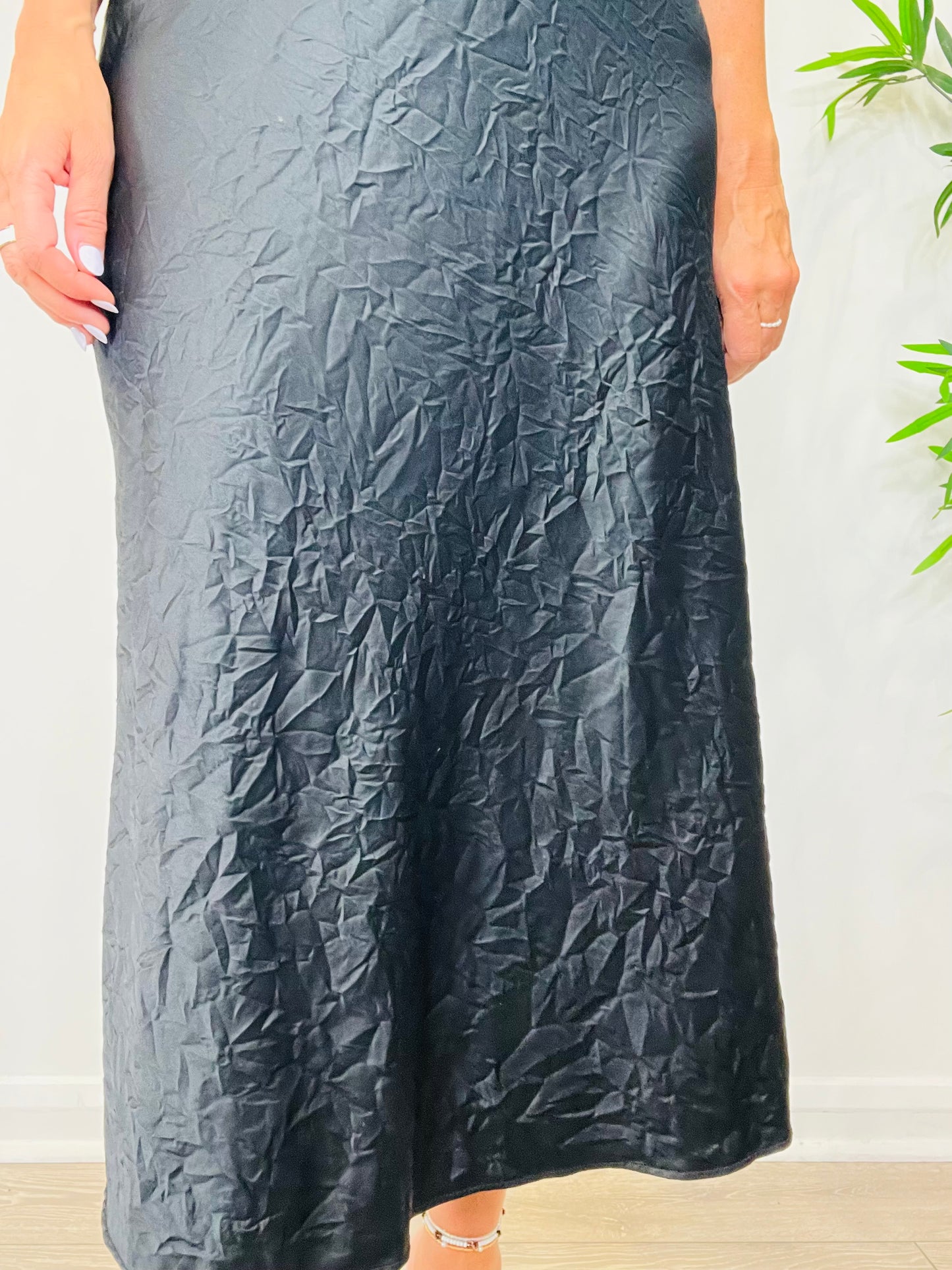 Crinkle Satin Skirt - Size 40