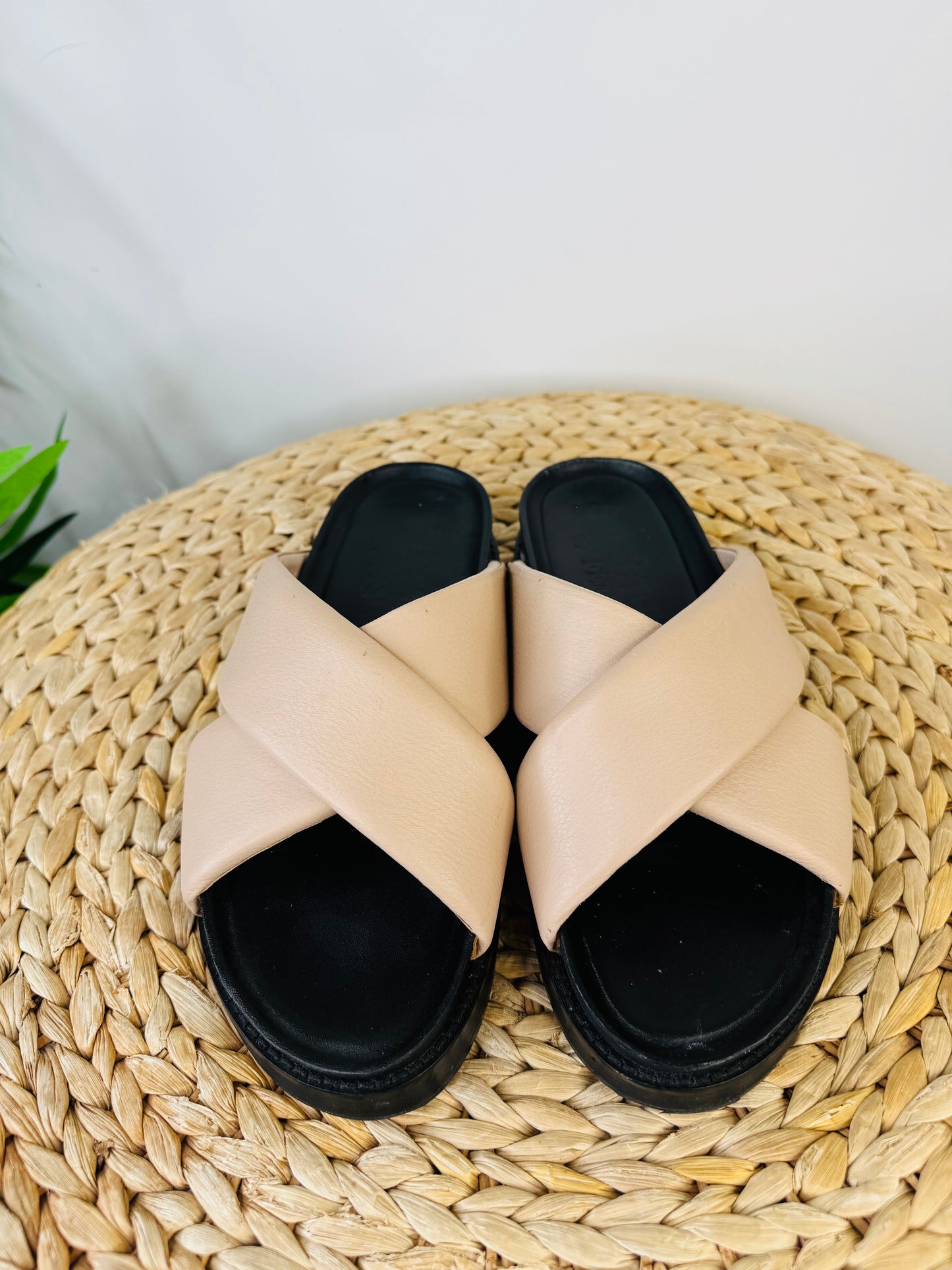 Leather Slides - Size 40