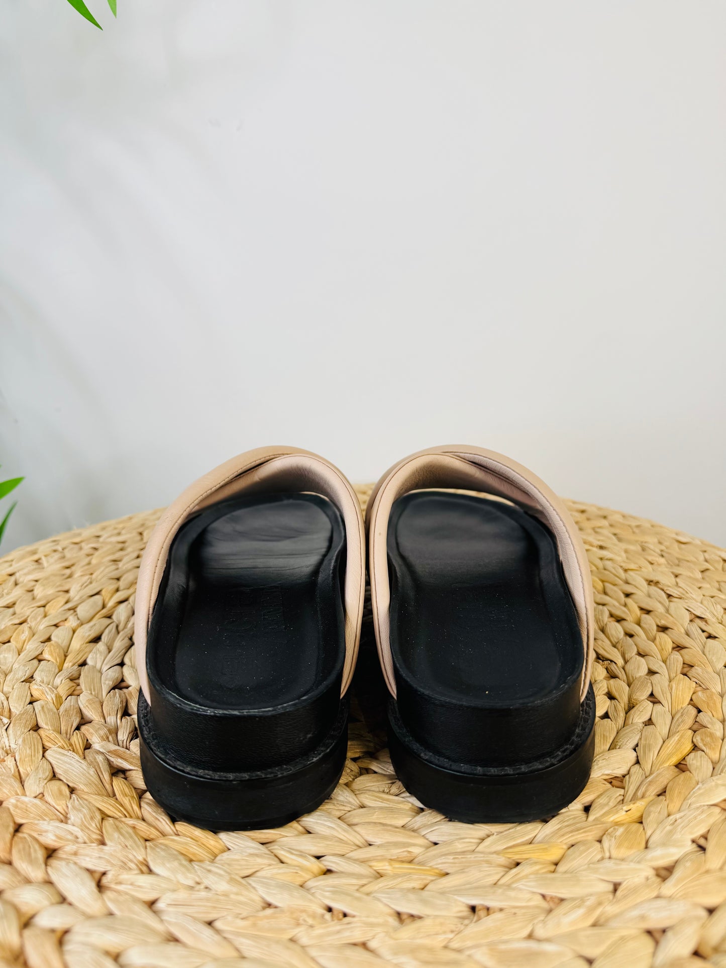 Leather Slides - Size 40