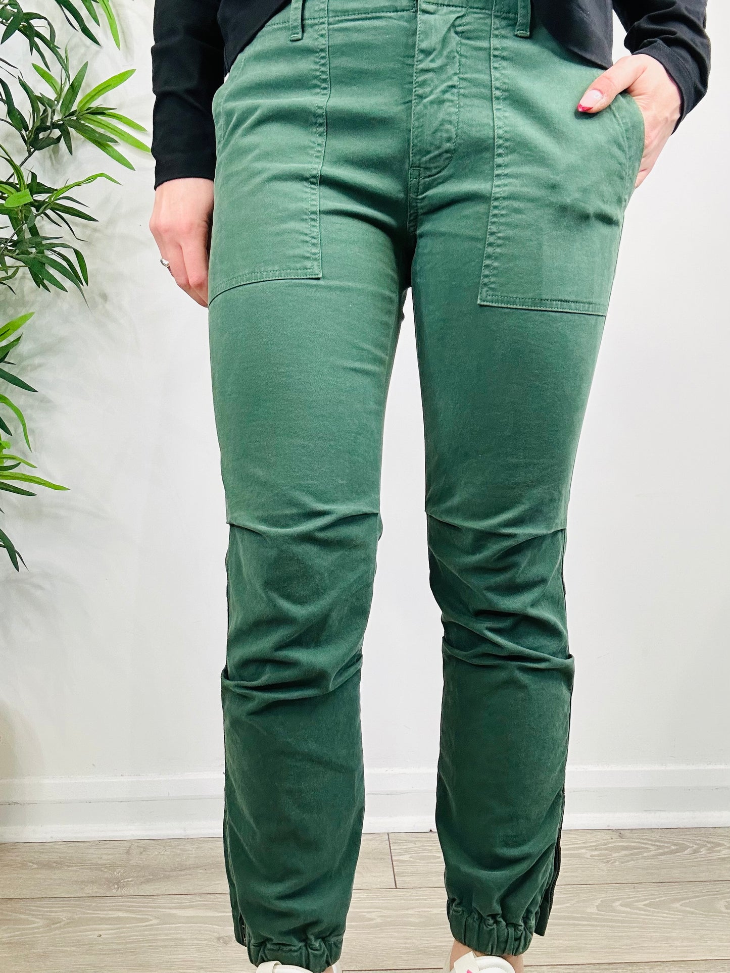 Cargo Trousers - Size 6