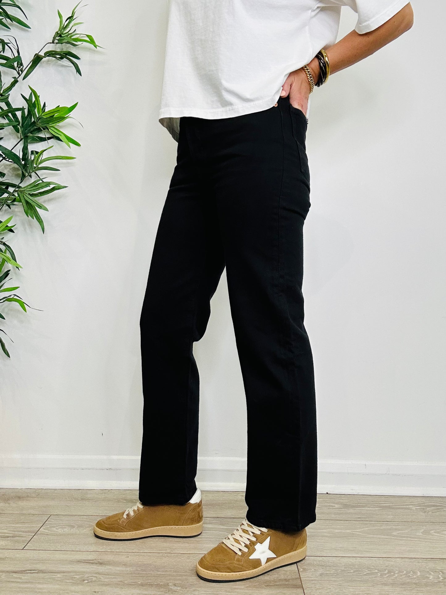 Ribcage Straight Jeans - Size 27