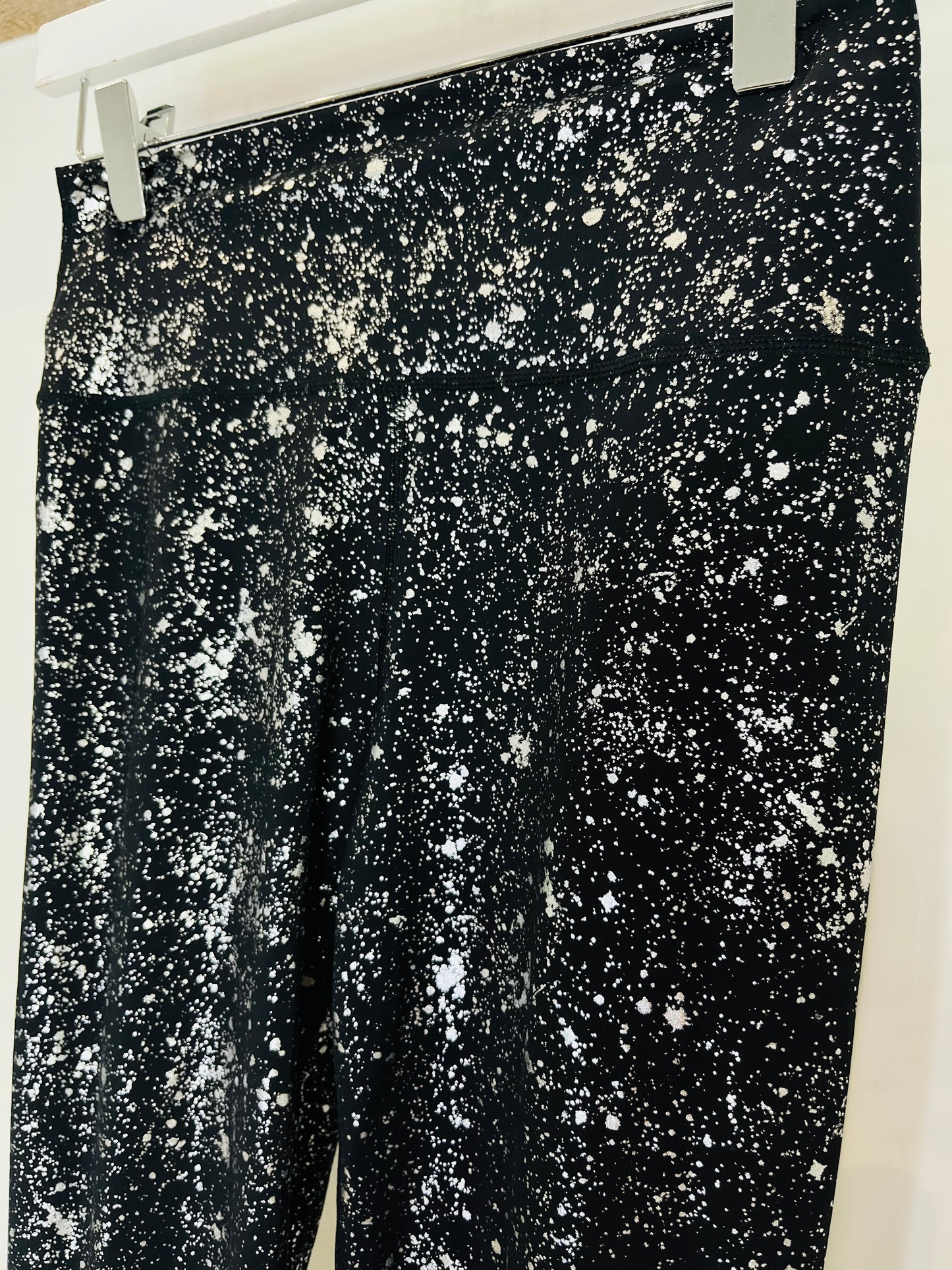 Metallic Pattern Leggings - Size S