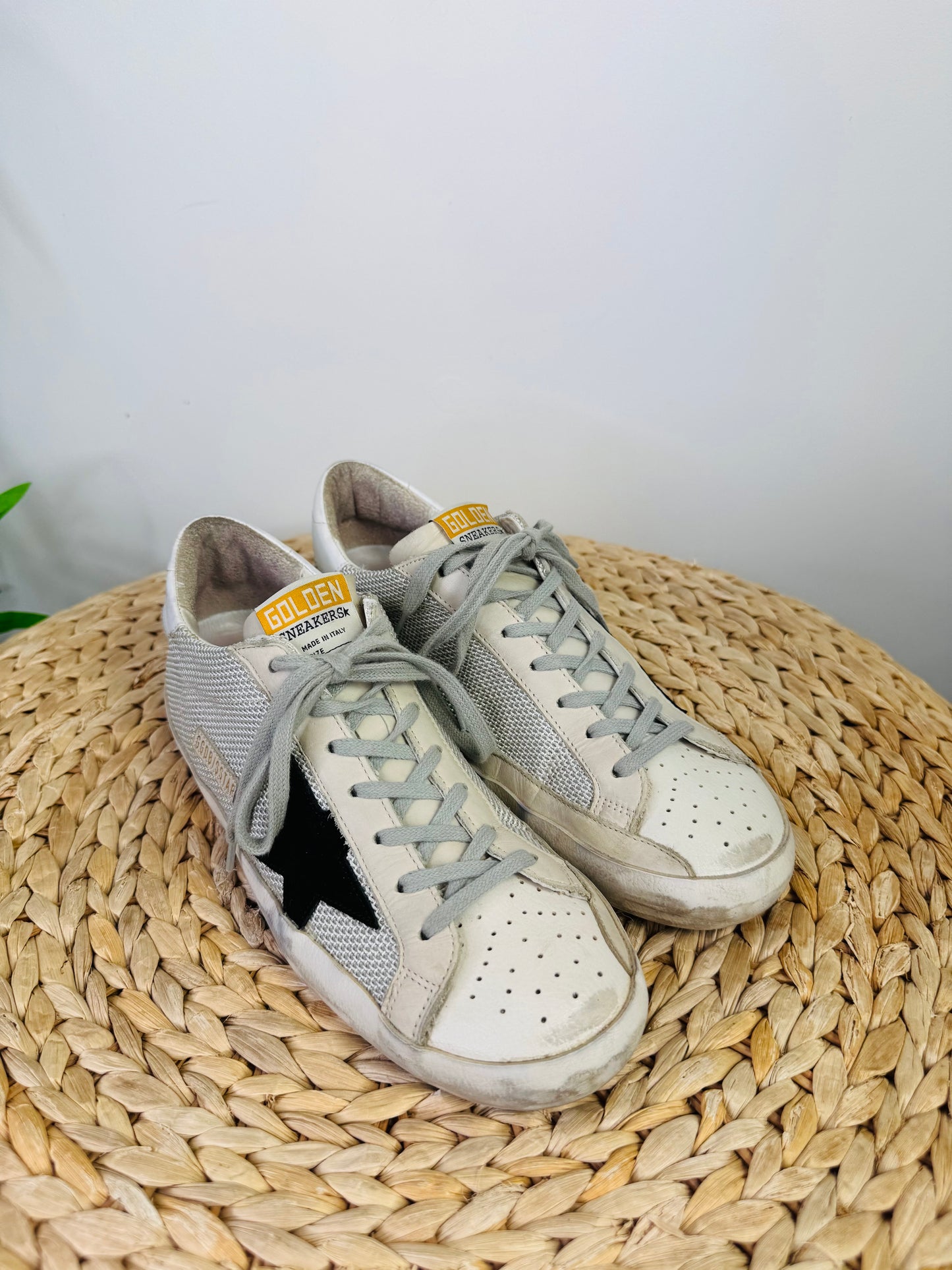 Superstar Trainers - Size 40