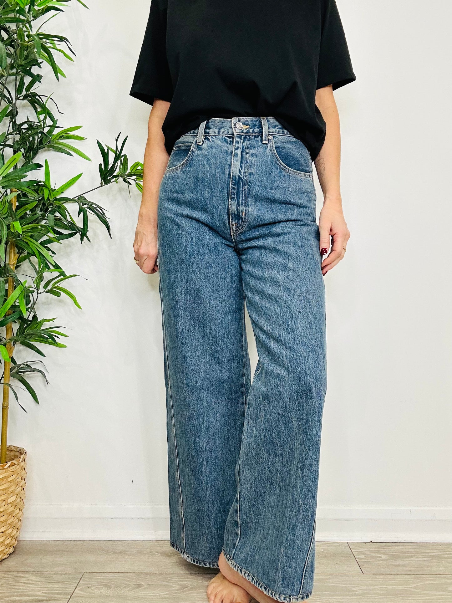Eva Wide Leg Jeans - Size 29