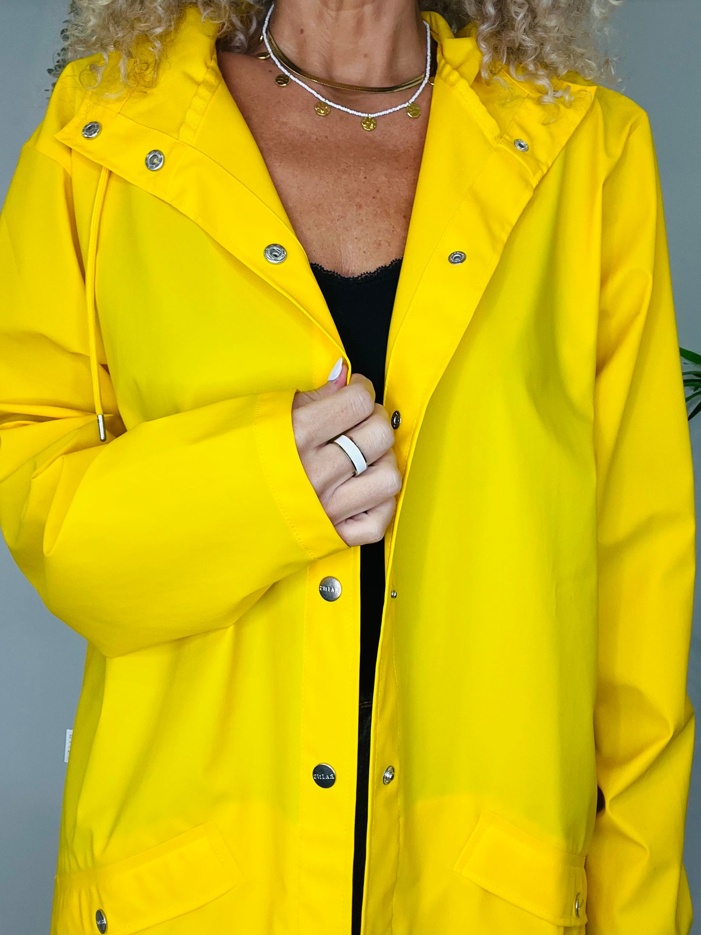 Waterproof Mac - Size M/L