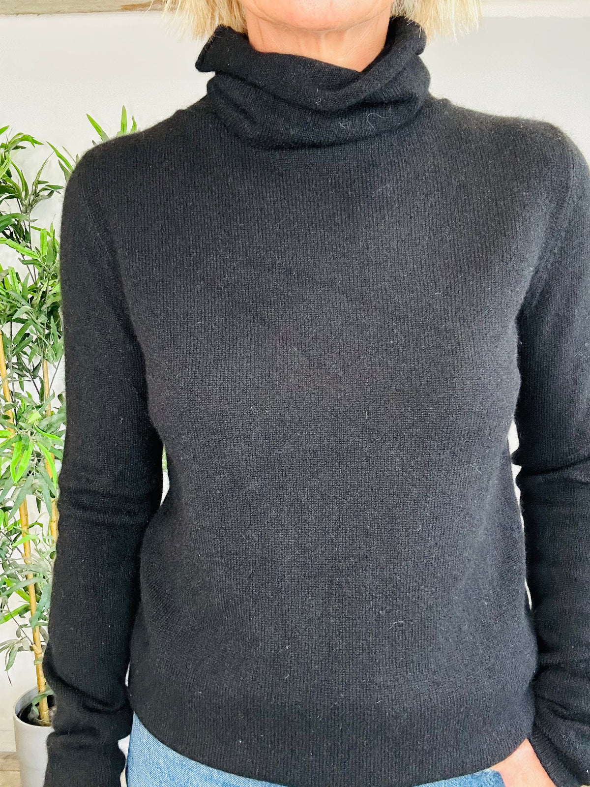 Cashmere Roll-Neck Jumper - Size M
