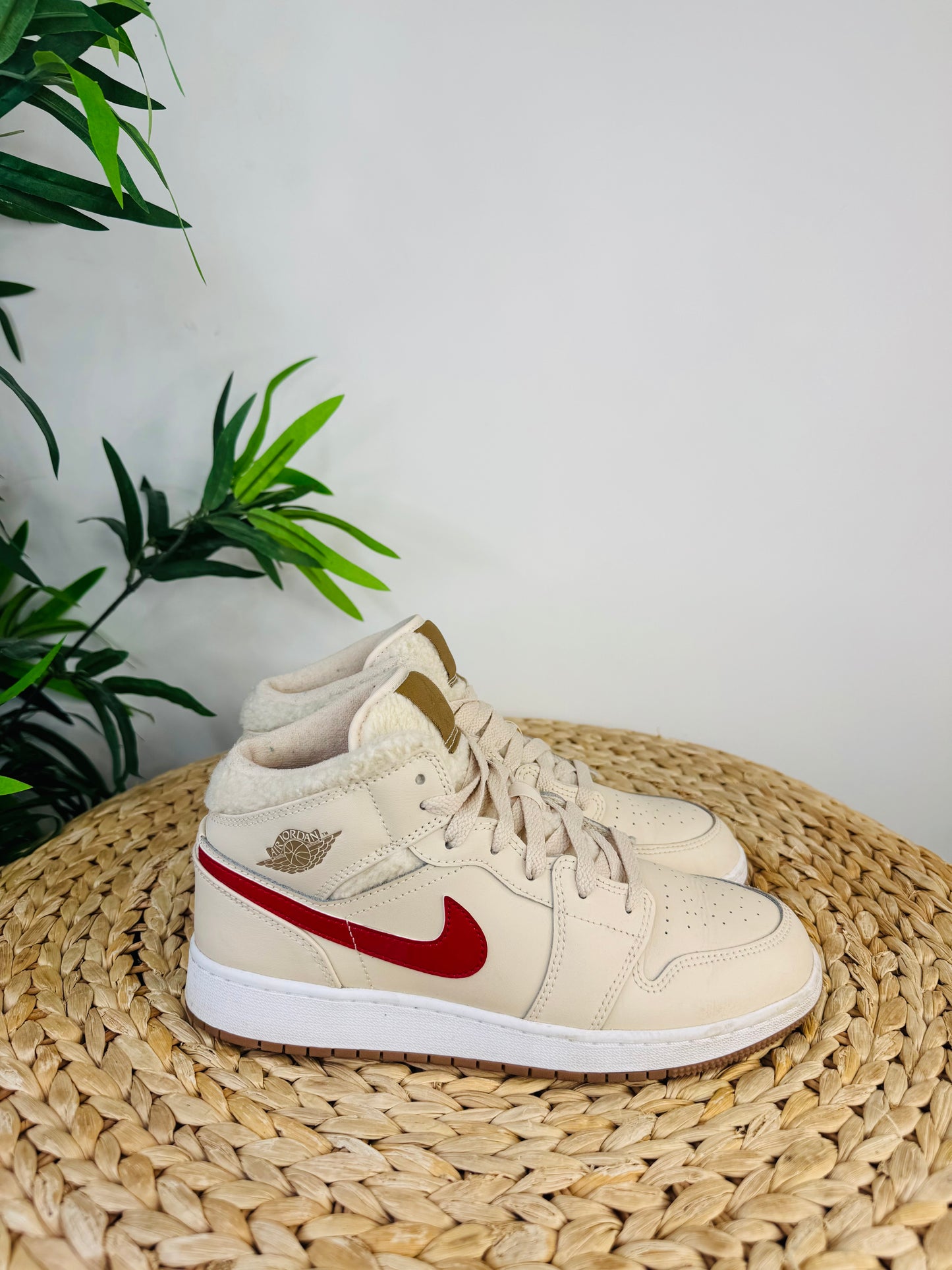 Air Jordan 1 Trainers - Size 39