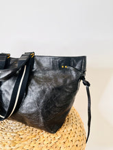 Load image into Gallery viewer, Wardy Leather Tote
