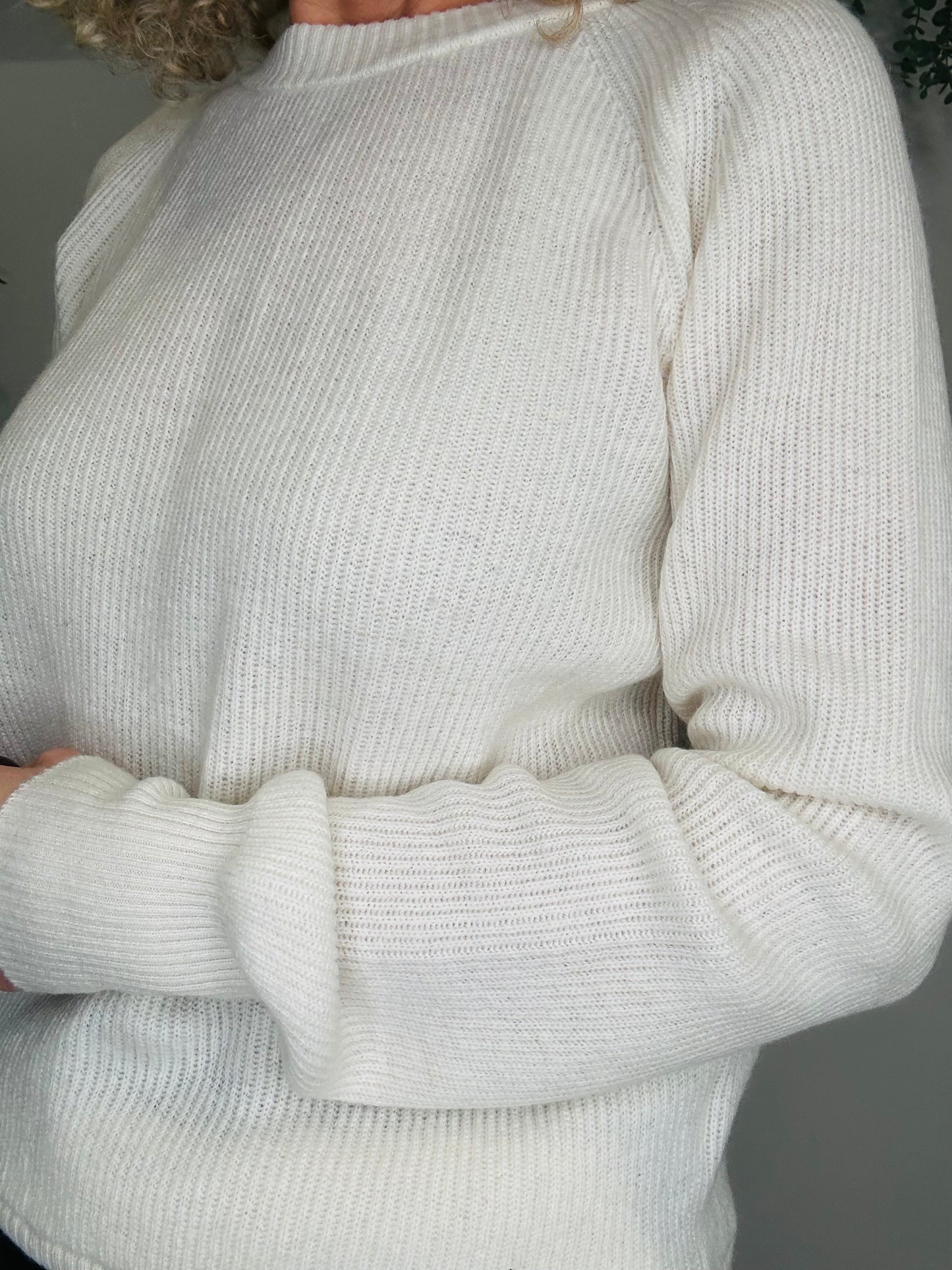 Ribbed Cashmere Jumper - Size S