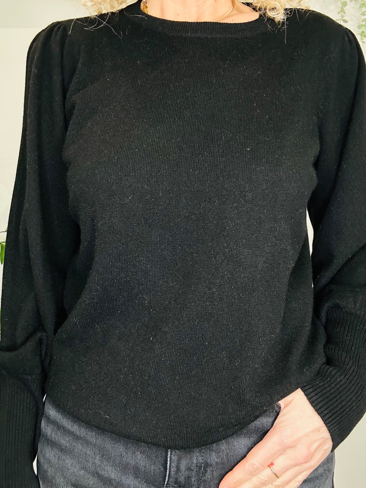 Cashmere Blend Jumper - Size M