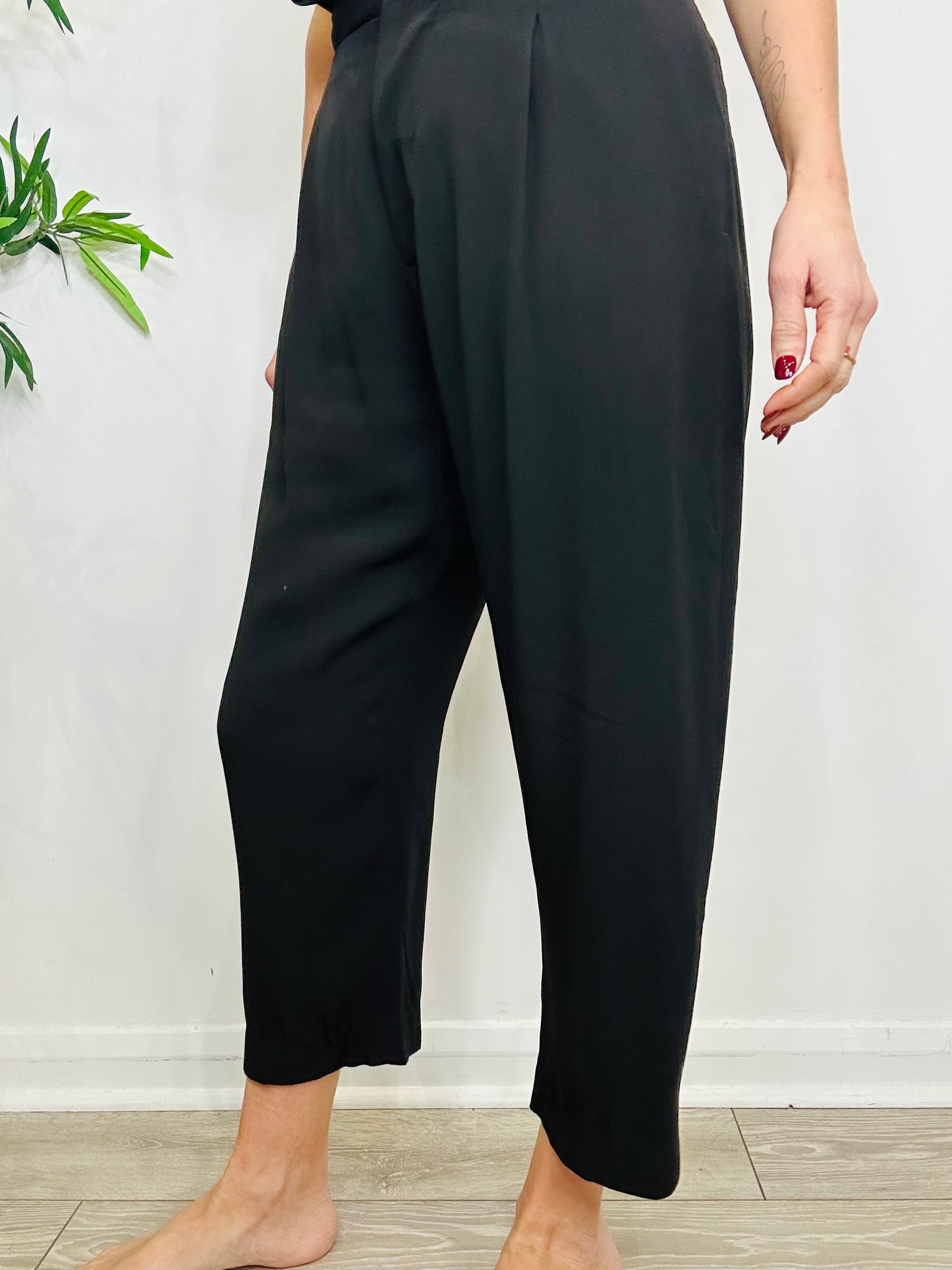Cropped Trousers - Size 40