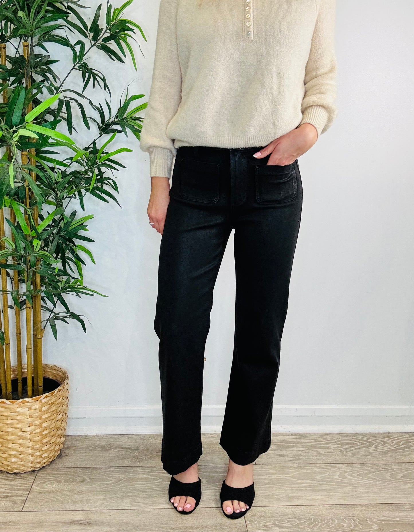Coated Leenah Jeans - Size 26