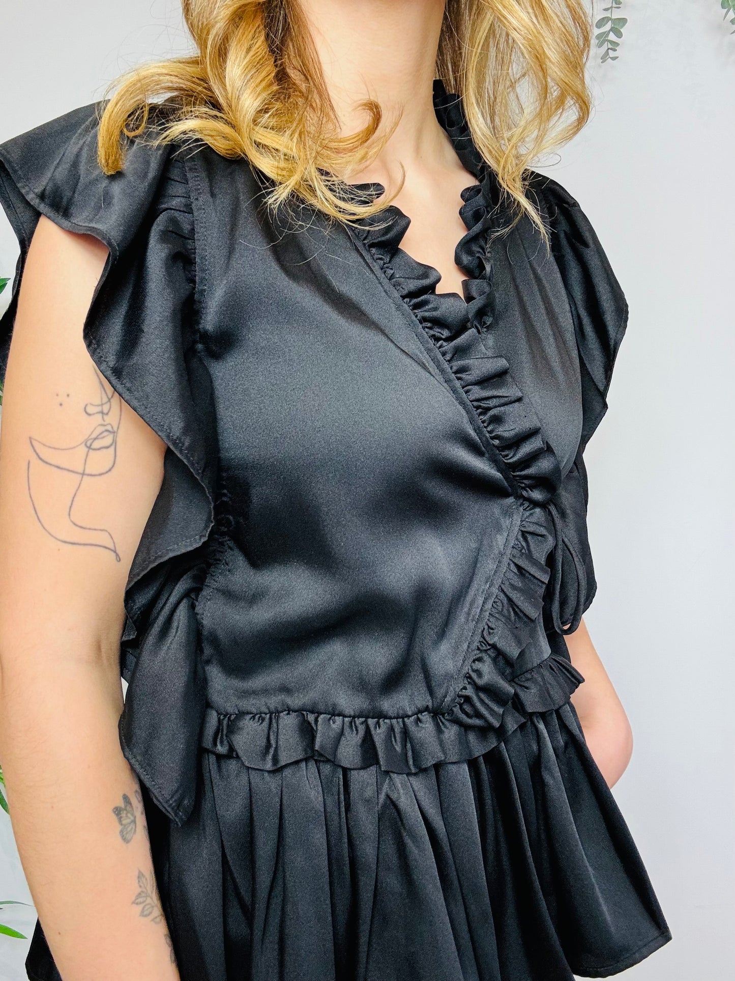 Frill Wrap Top - Size 34