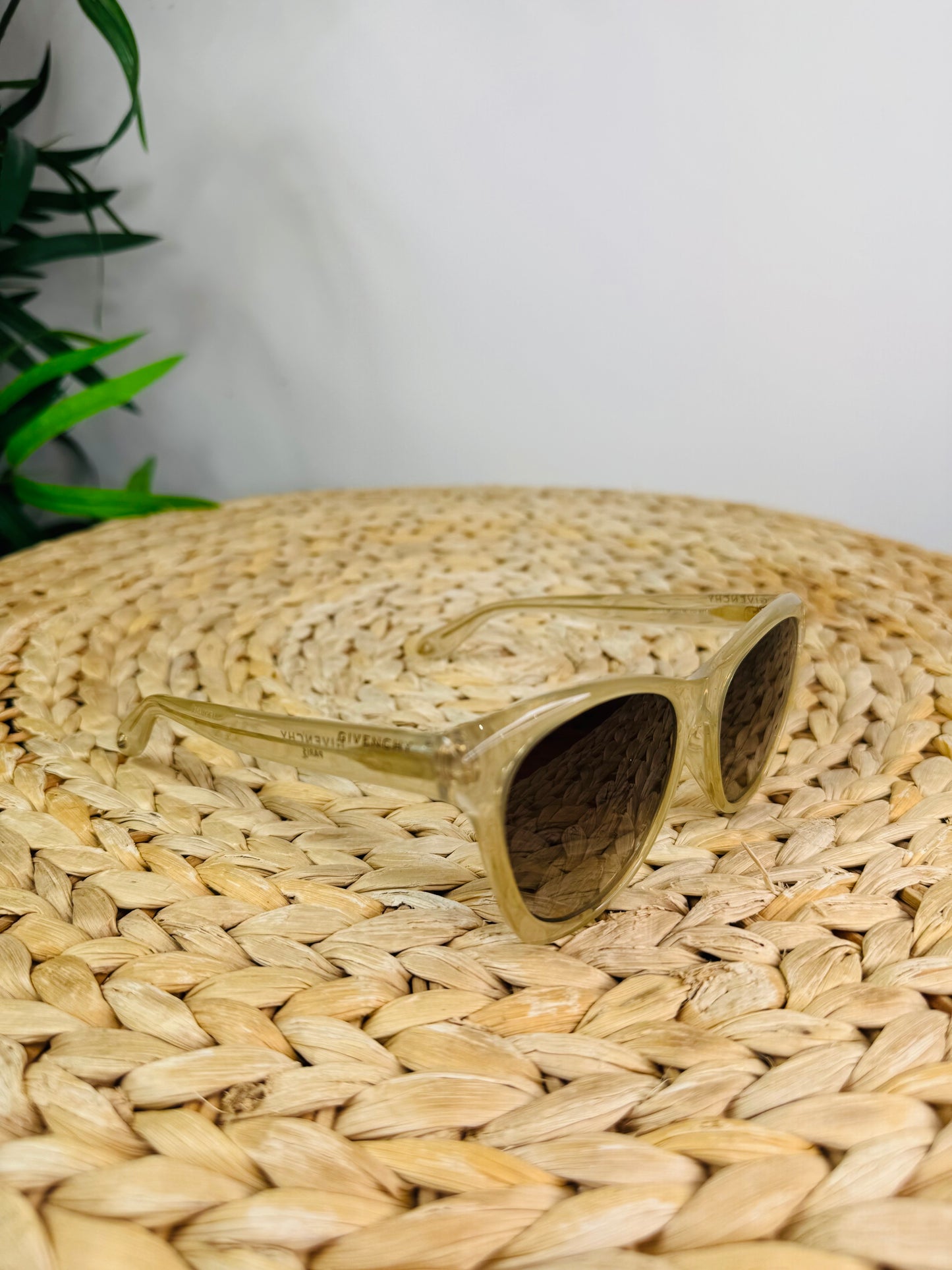 Cream Frame Sunglasses
