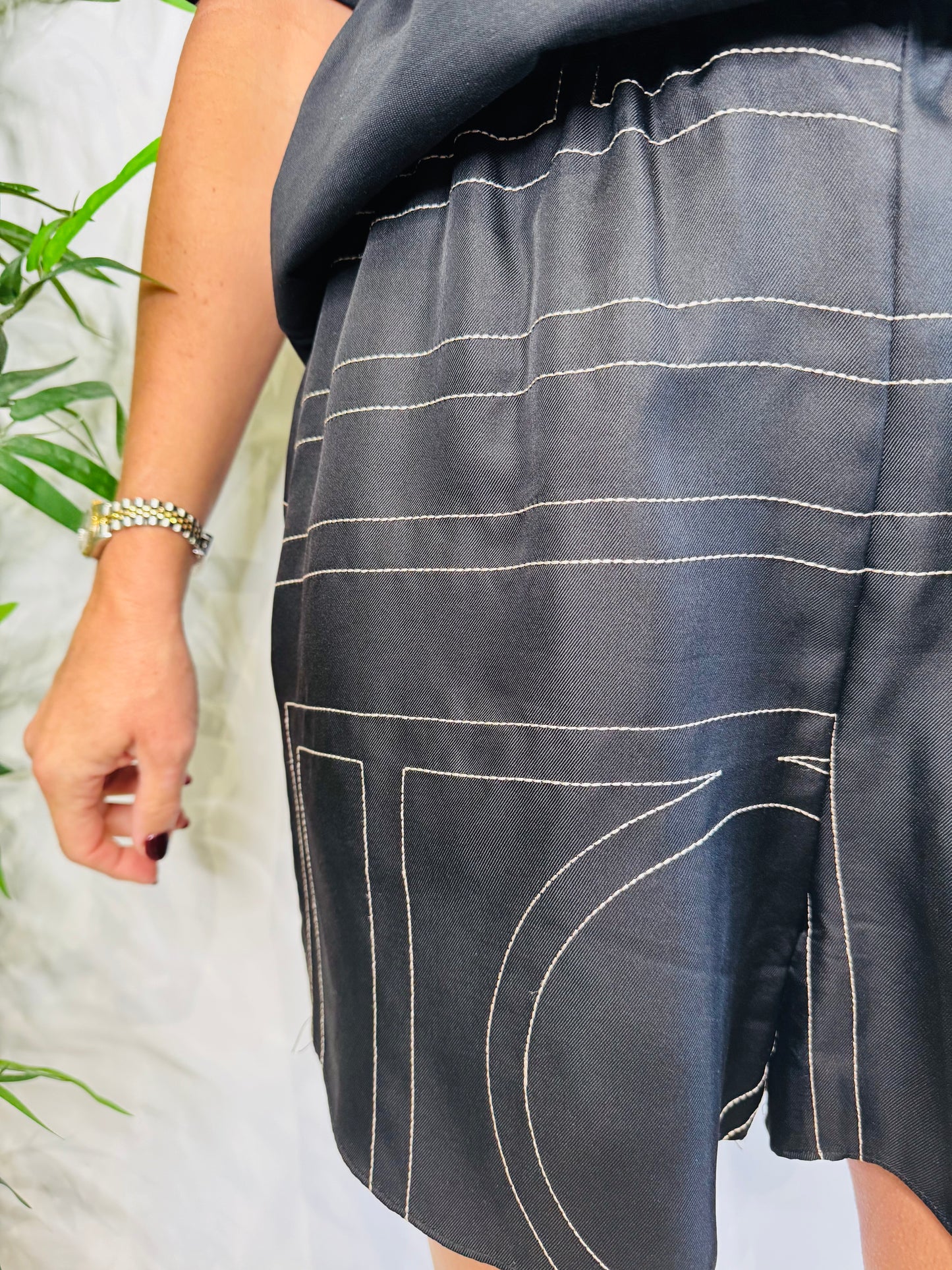 Silk Shorts - Size 42