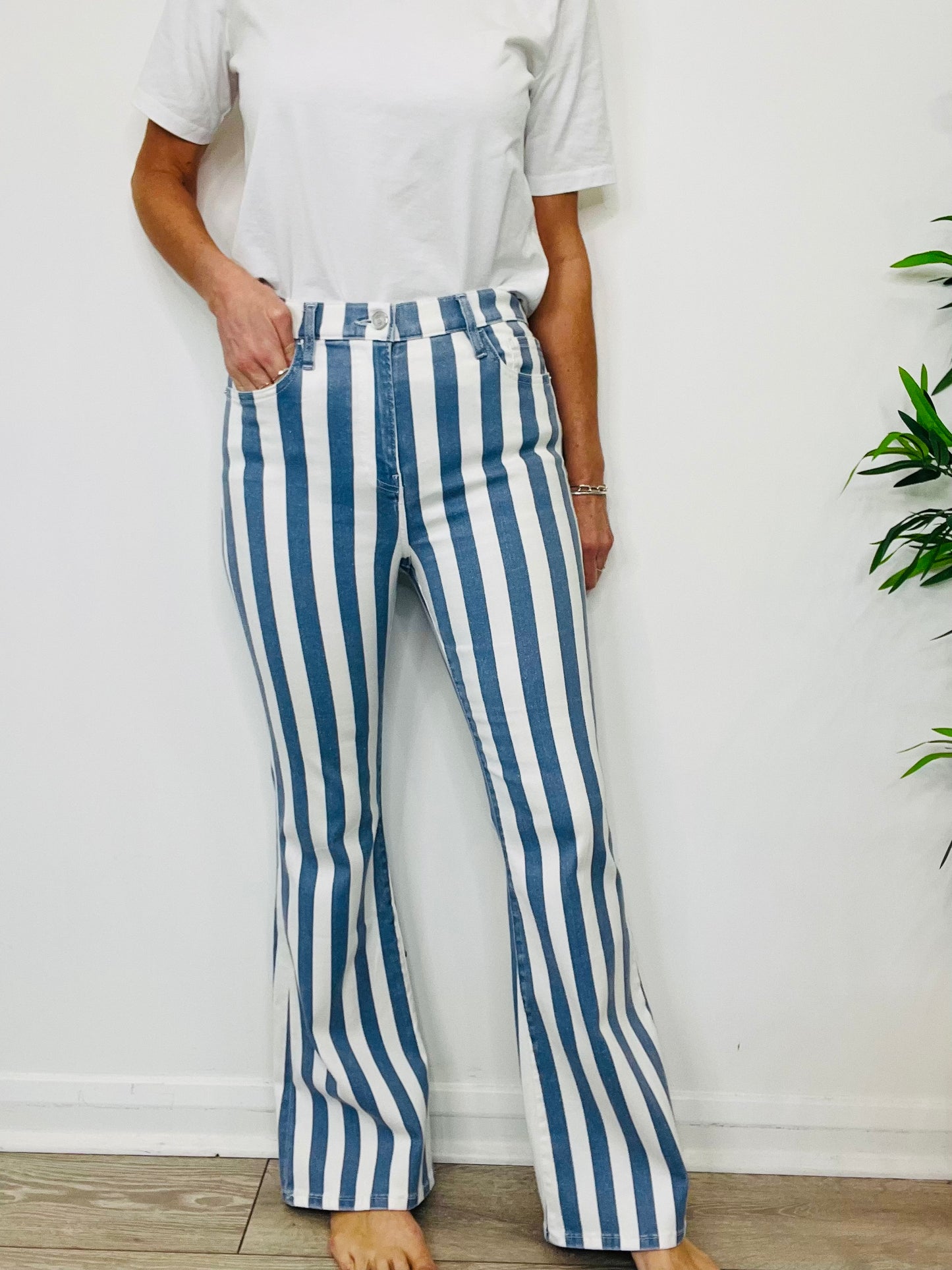 Striped Le Easy Flare Jeans - Size 29