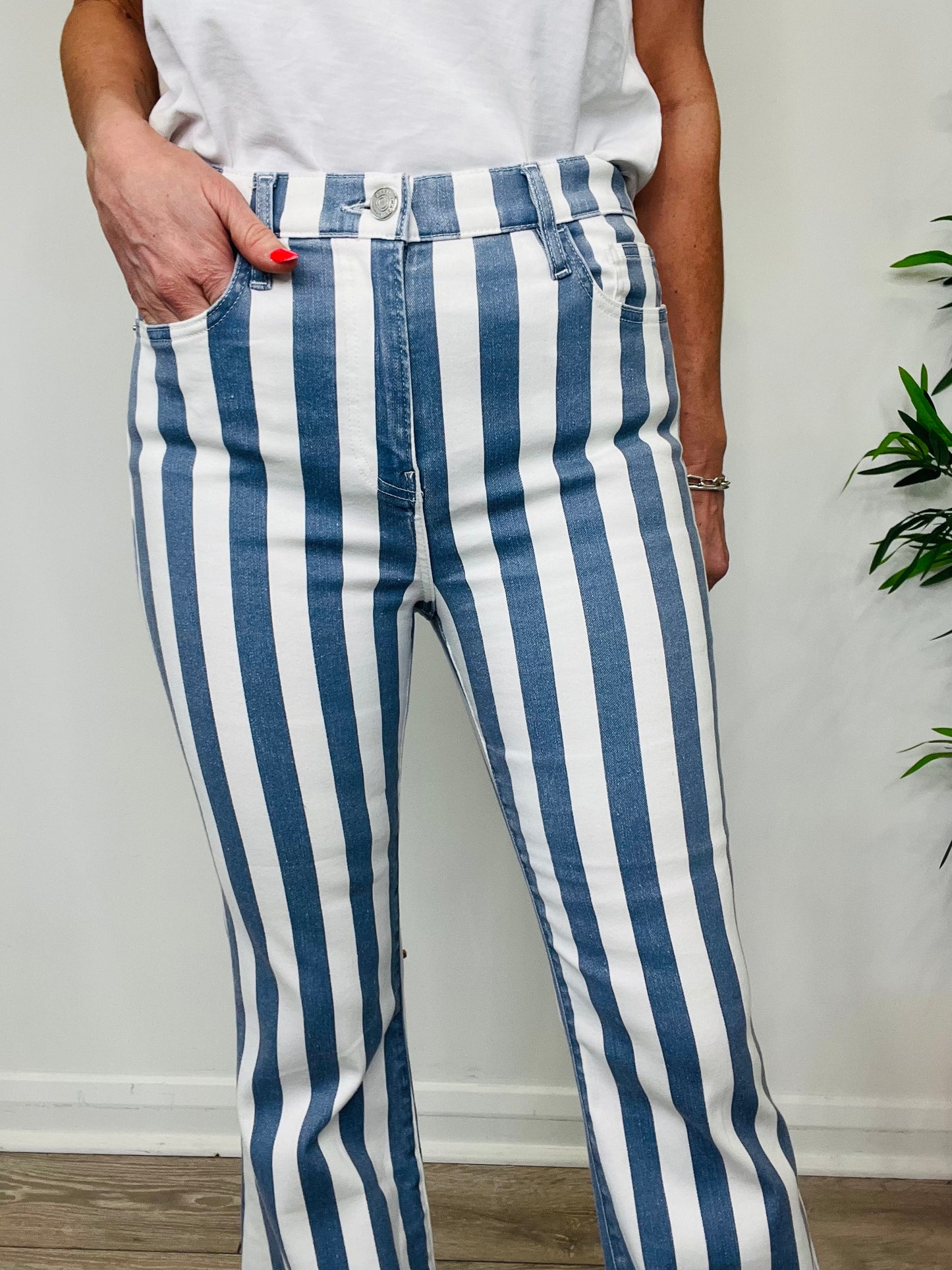 Striped Le Easy Flare Jeans - Size 29