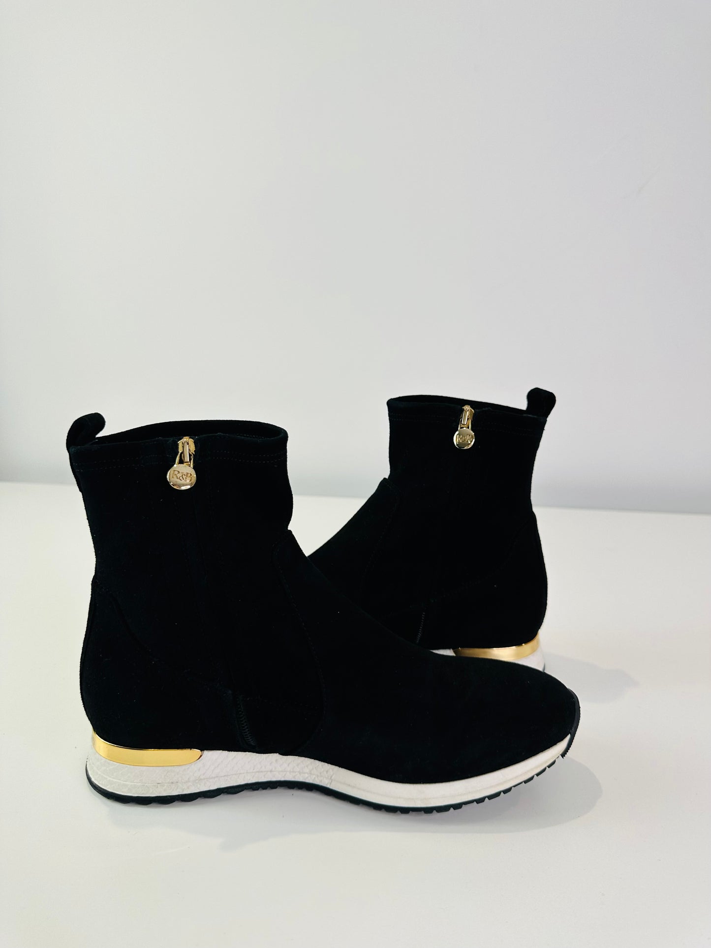 Suede Stretch Run Trainers - Size 38