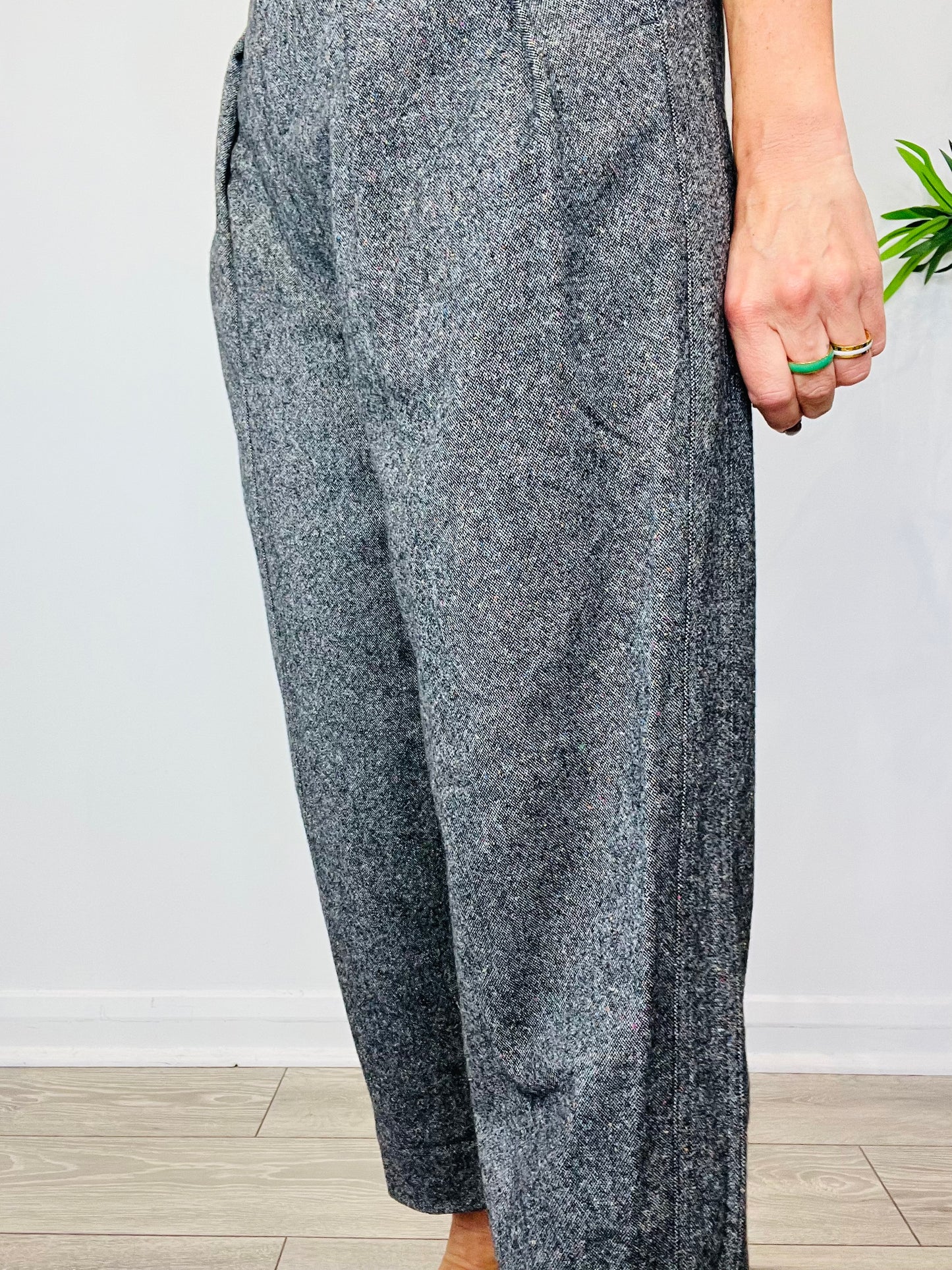 Wool Crop Trousers - Size 8