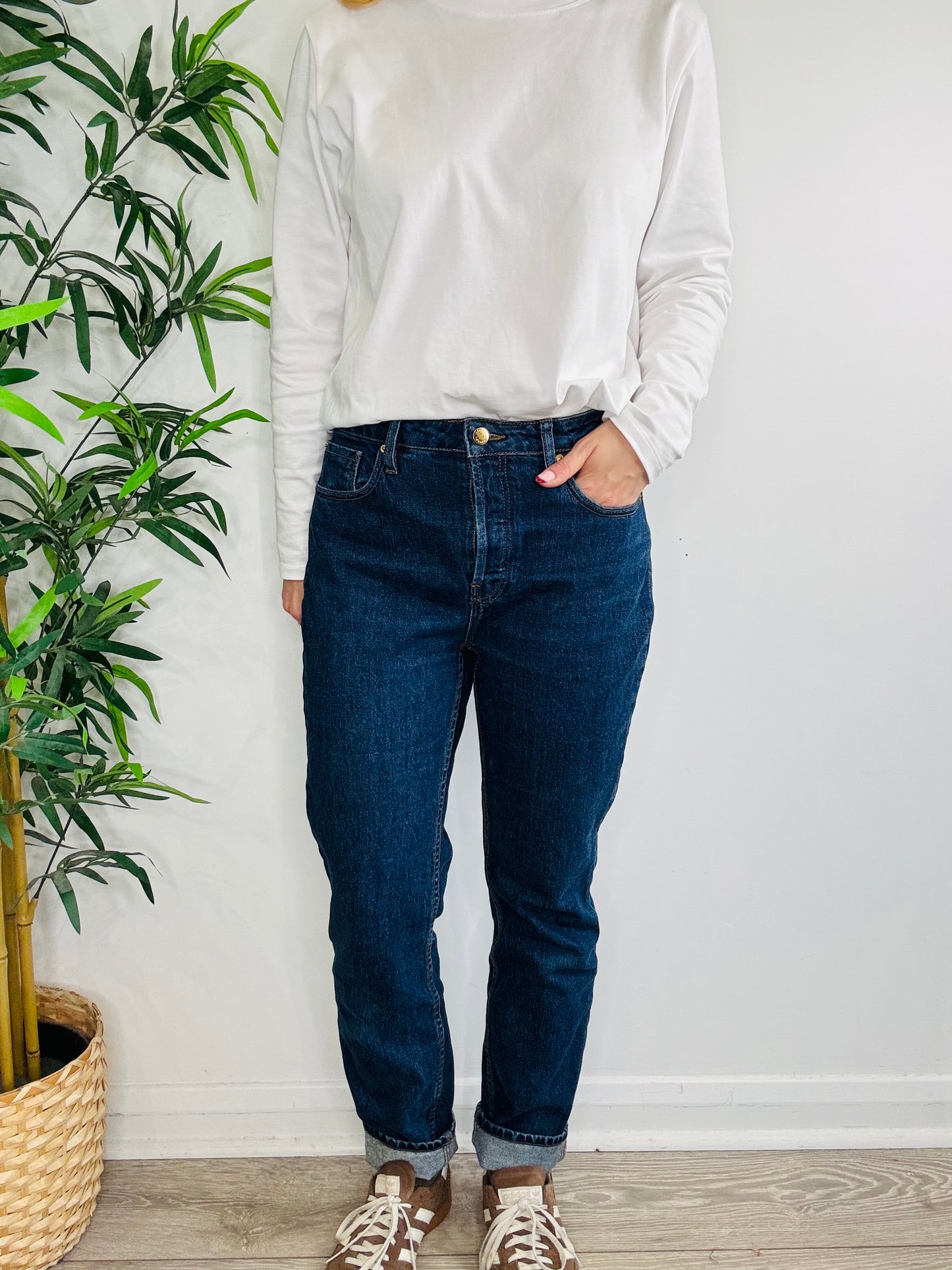 Slim Leg Jeans - Size 29