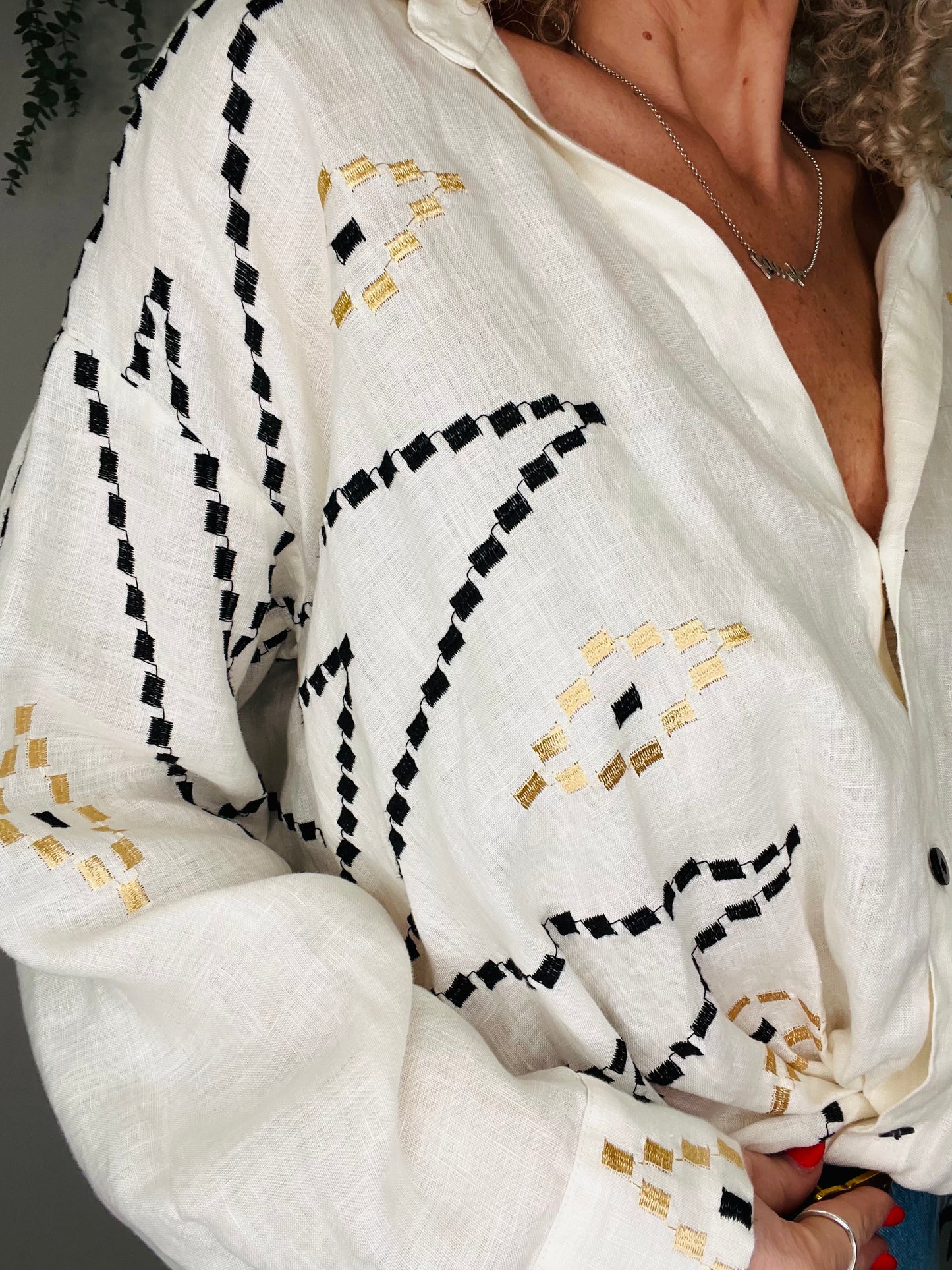 Embroidered Linen Top - Size S