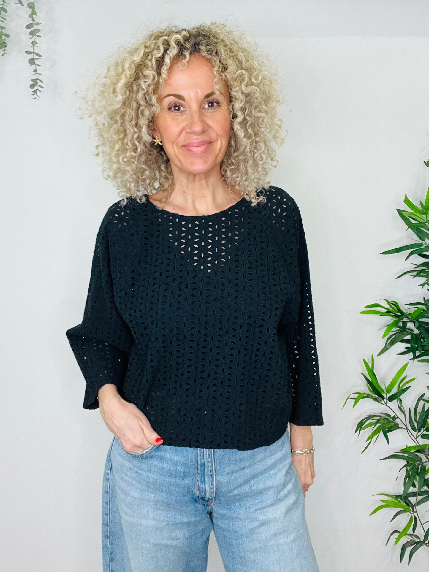 Broderie Top - Size 4