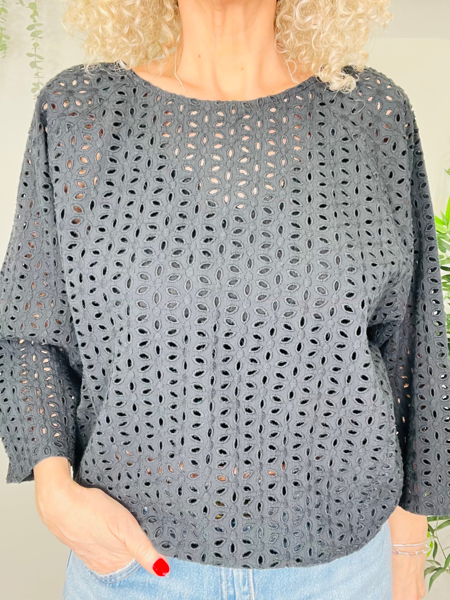 Broderie Top - Size 4