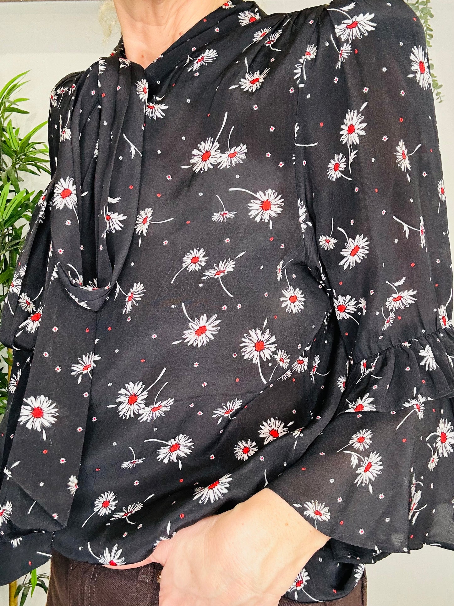 Daisy Print Shirt - Size L