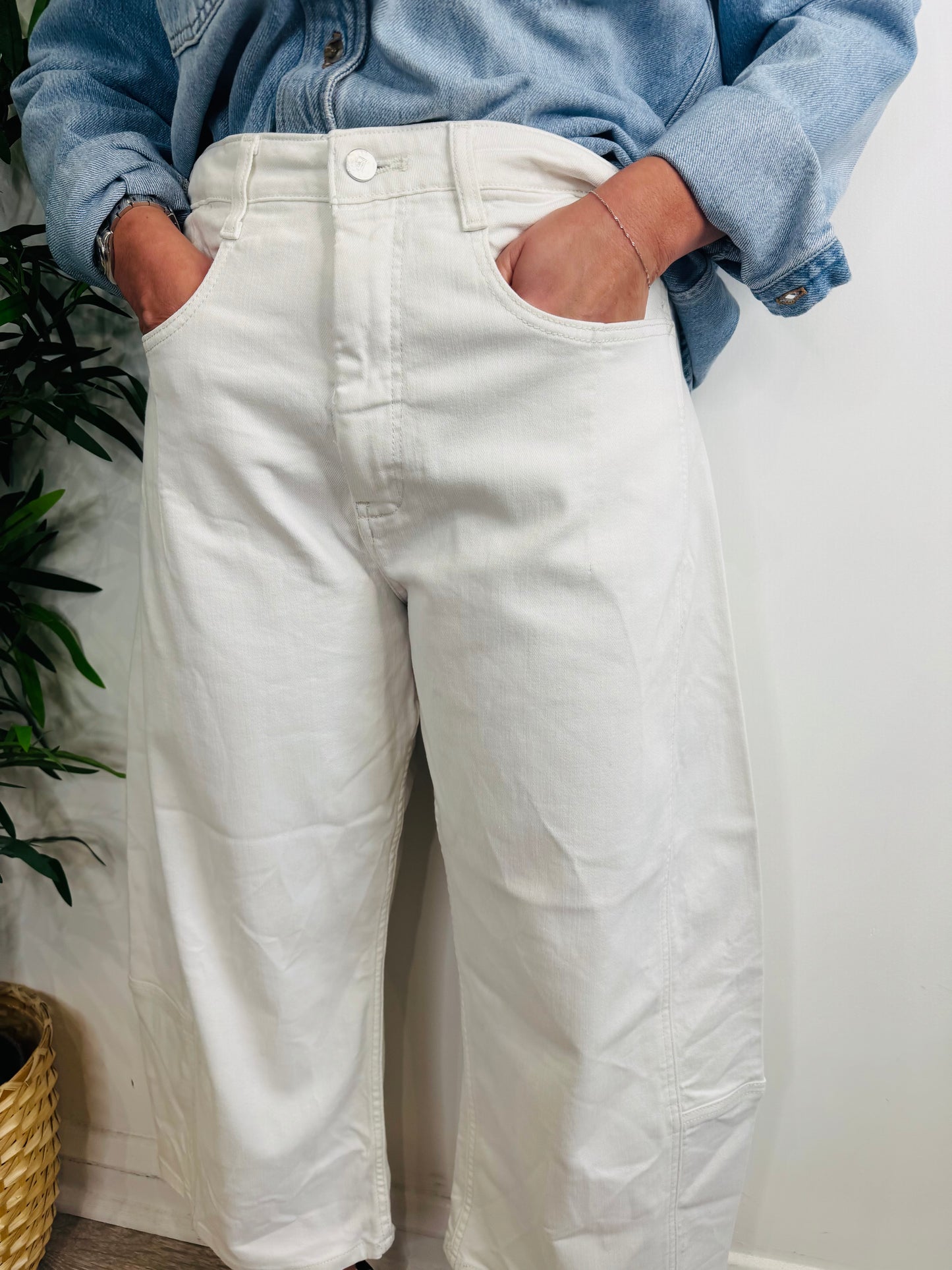 Horseshoe Jeans - Size 32P