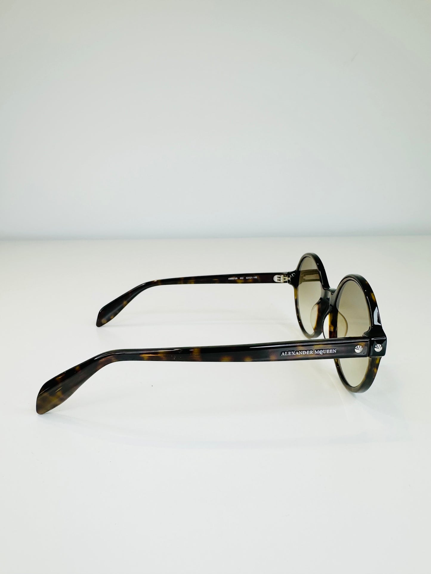 Round Frame Sunglasses
