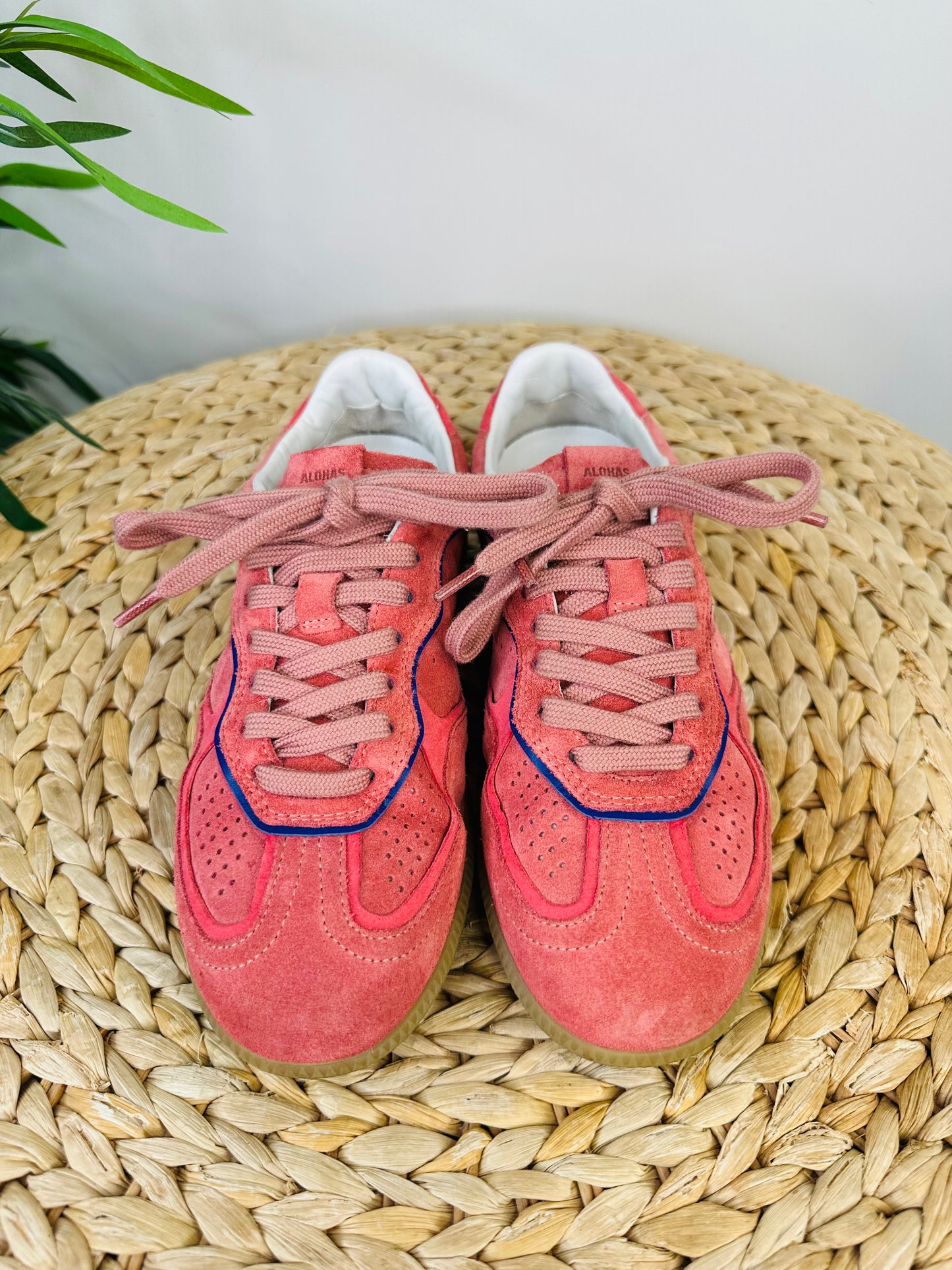 TB 490 Suede Trainers - Size 37