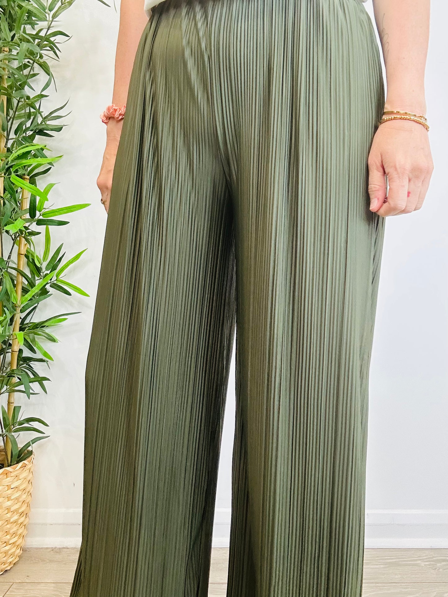 Pleated Uma Trousers - Size L