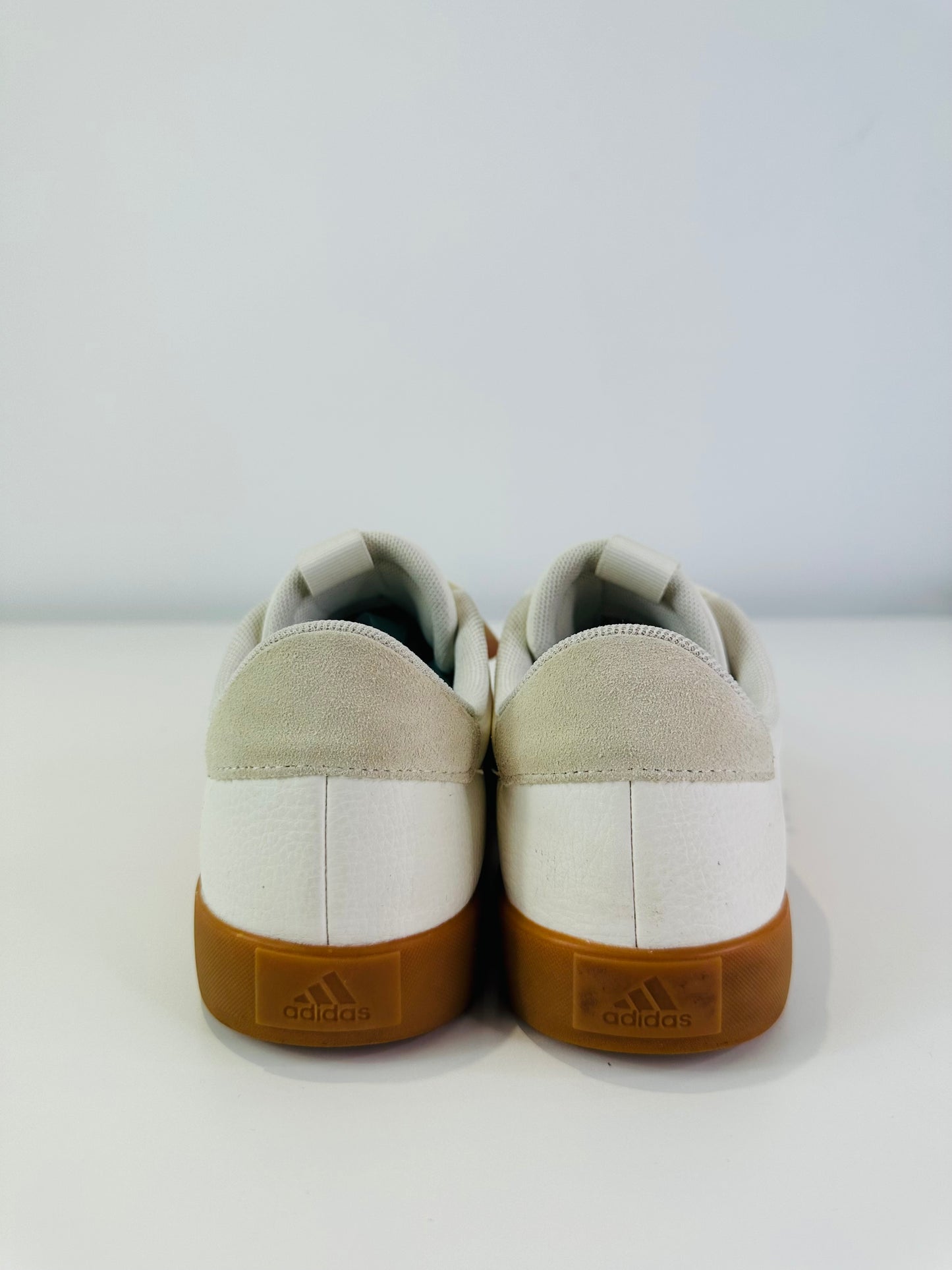 Court Trainers - Size 39