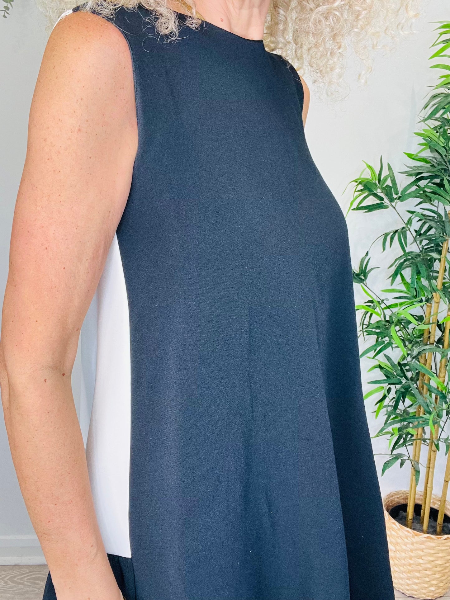 Sleeveless Short Dress - Size 10