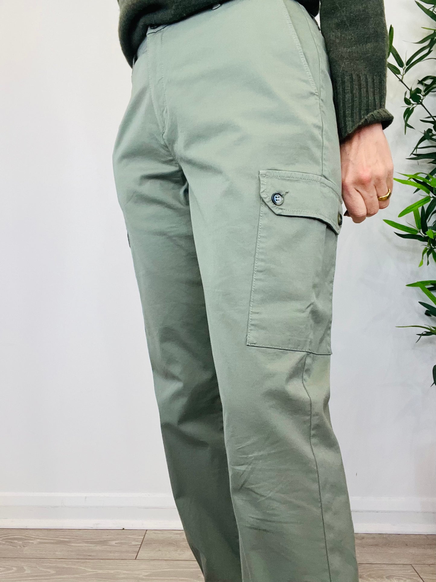 Cargo Trousers - Size 40