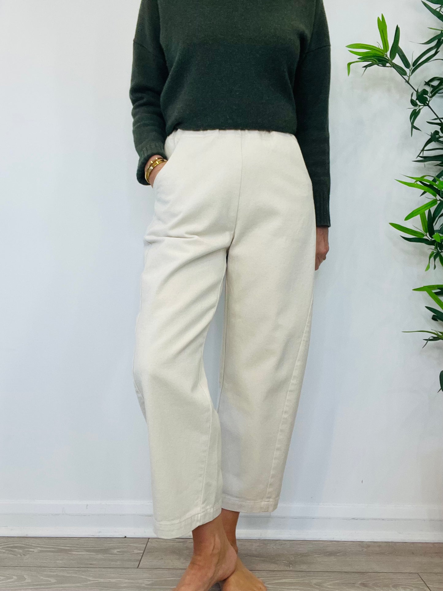 Barrel Leg Trousers - Size S