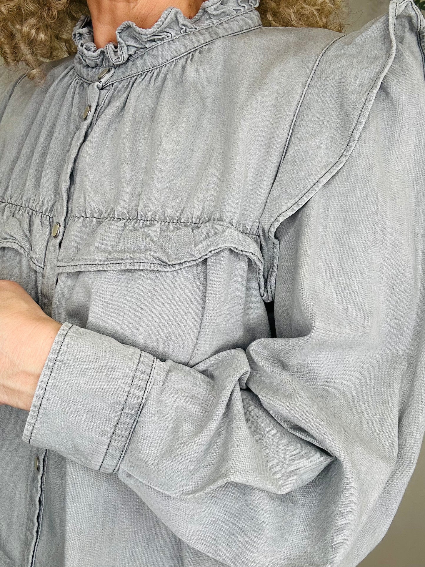 Denim Idety Shirt - Size 40