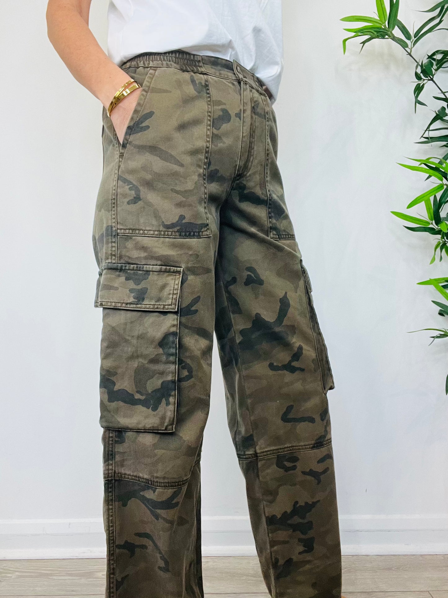 Camo Cargo Trousers - Size 6