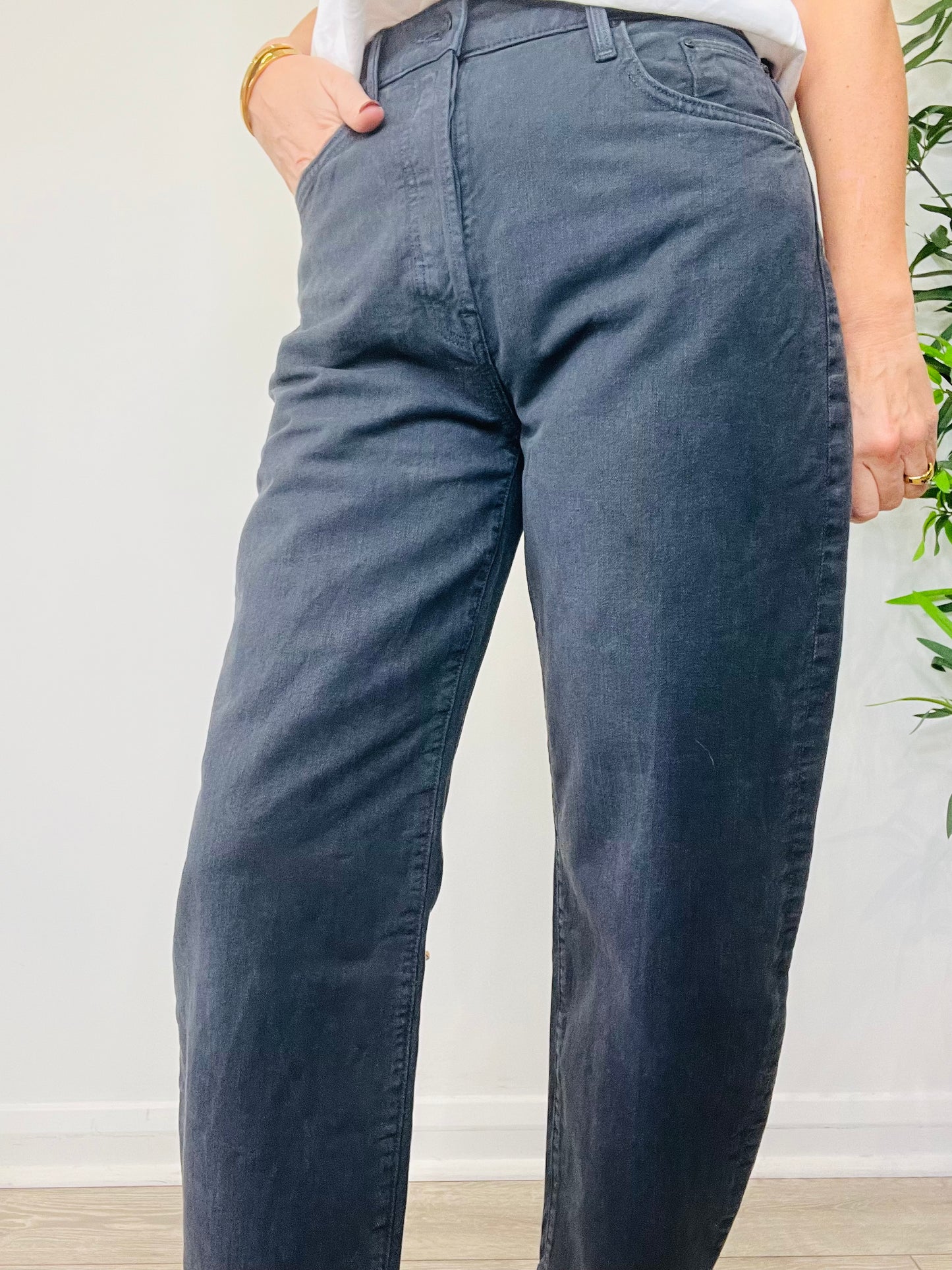 The Curbside Ankle Jeans - Size 29