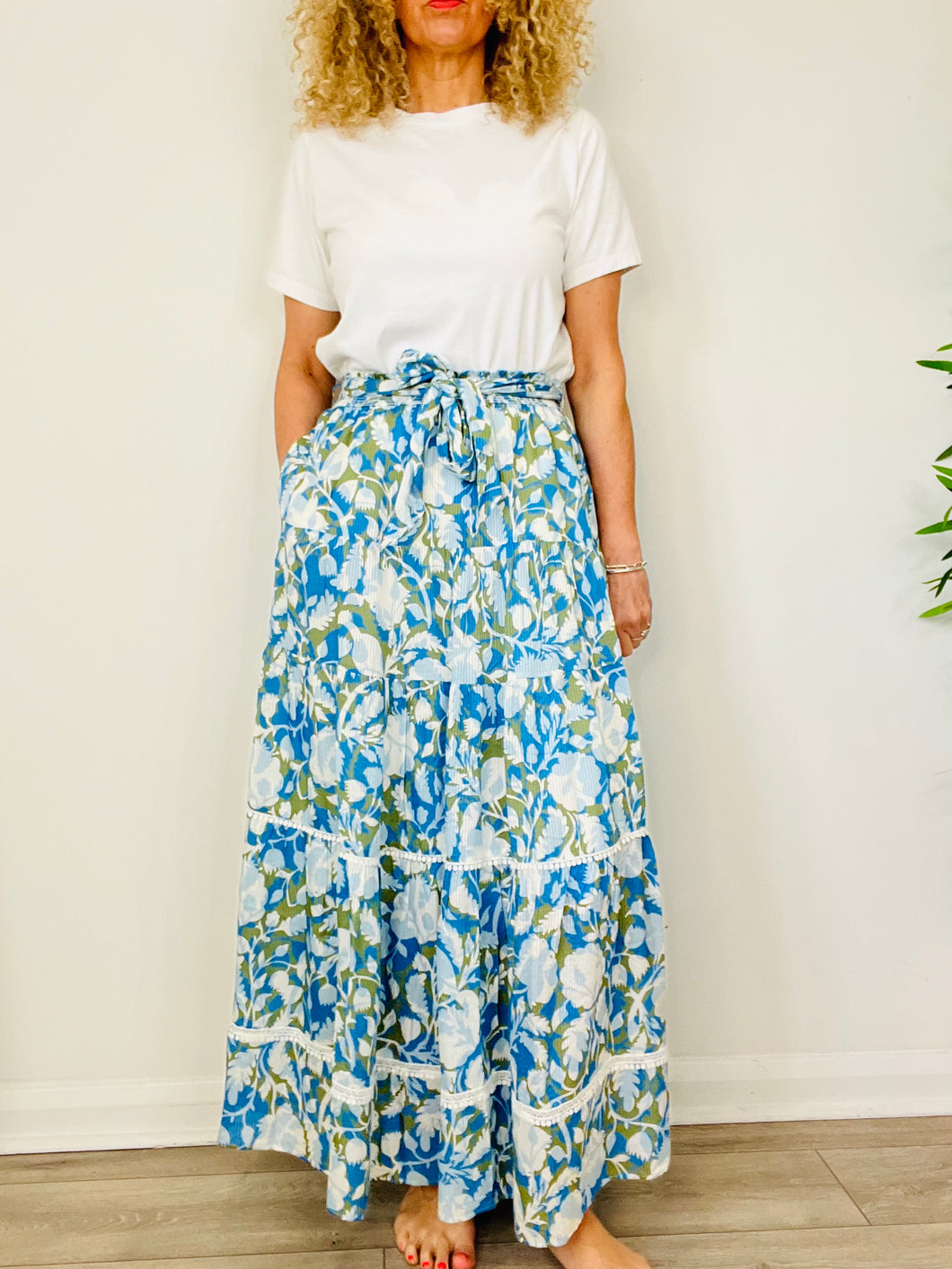 Patterned Maxi Skirt - Size 10