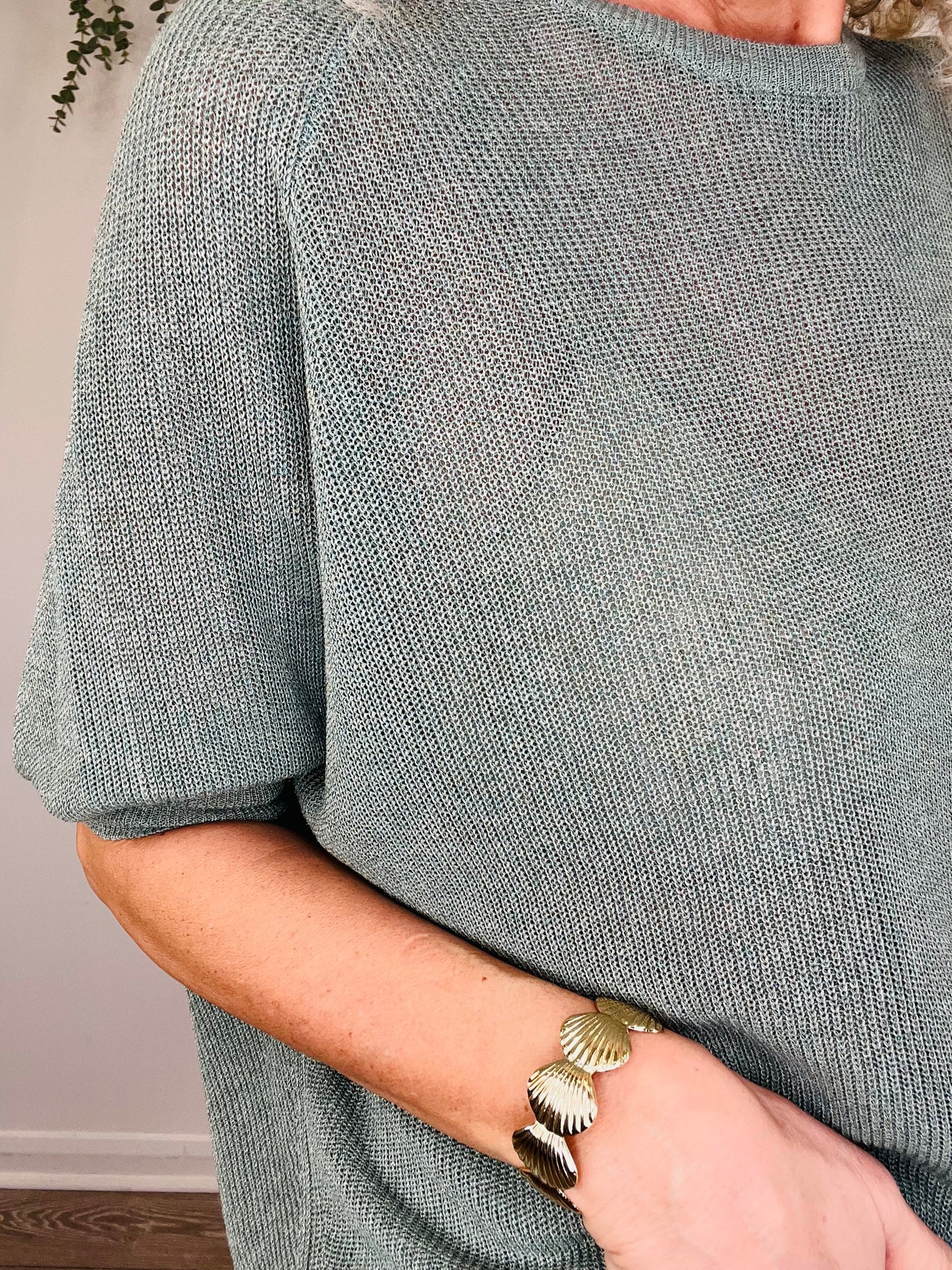 Short Sleeve Jumper - Size S
