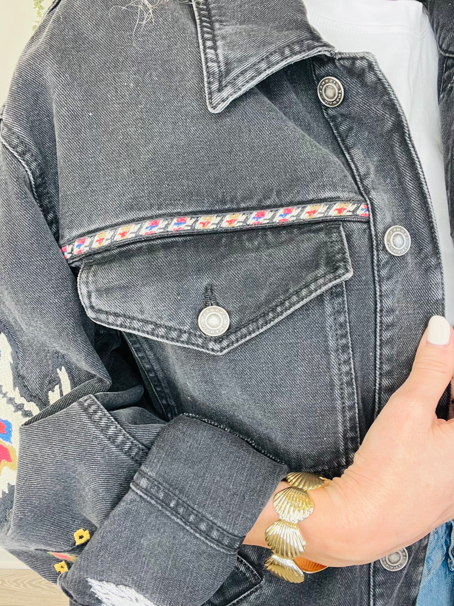 Manona Embroidered Jacket - Multiple Sizes