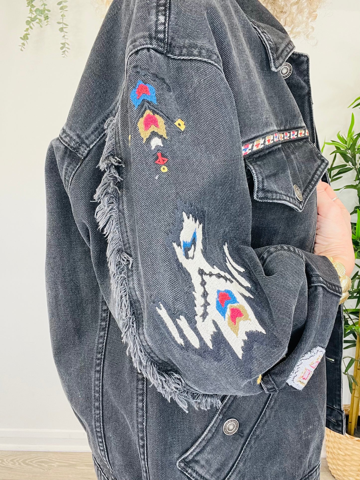 Manona Embroidered Jacket - Multiple Sizes