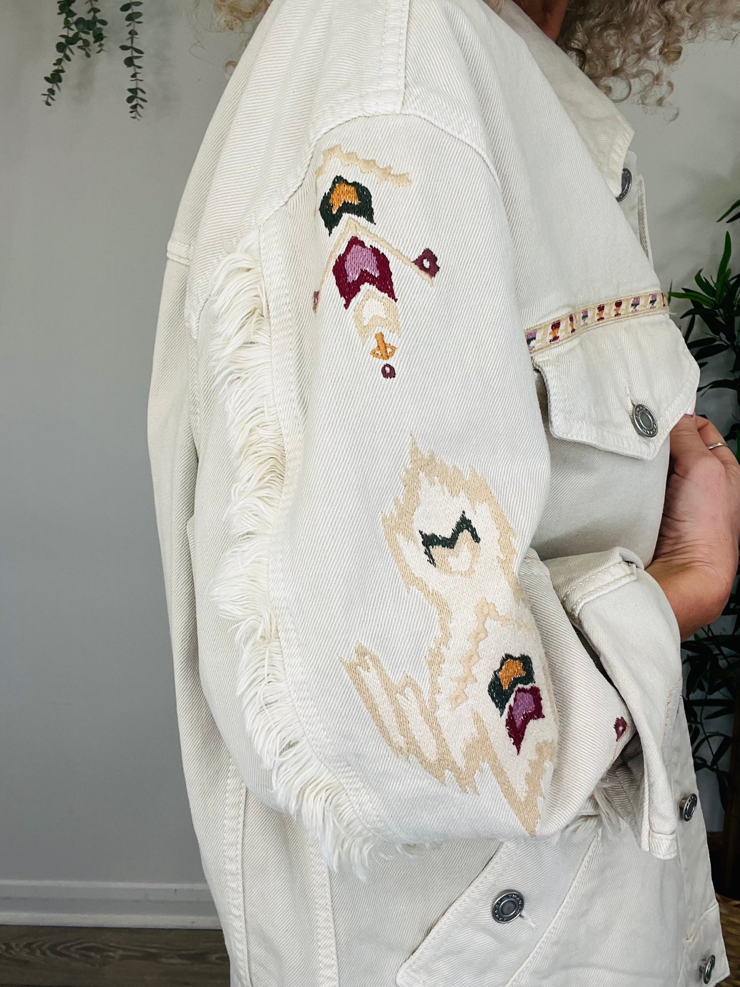 Manona Embroidered Jacket - Multiple Sizes
